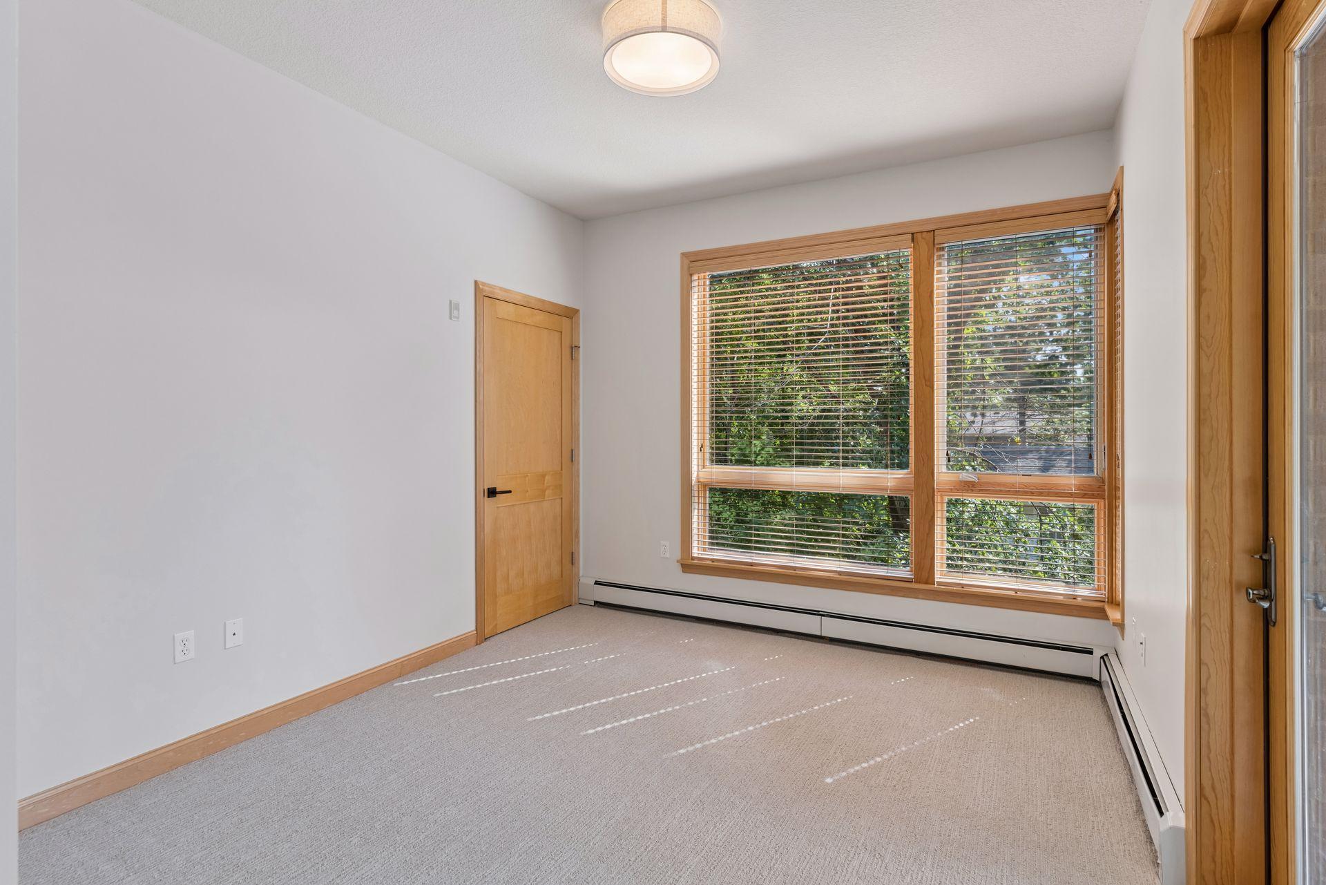 4201 Sunset Drive N123 Property Photo 21