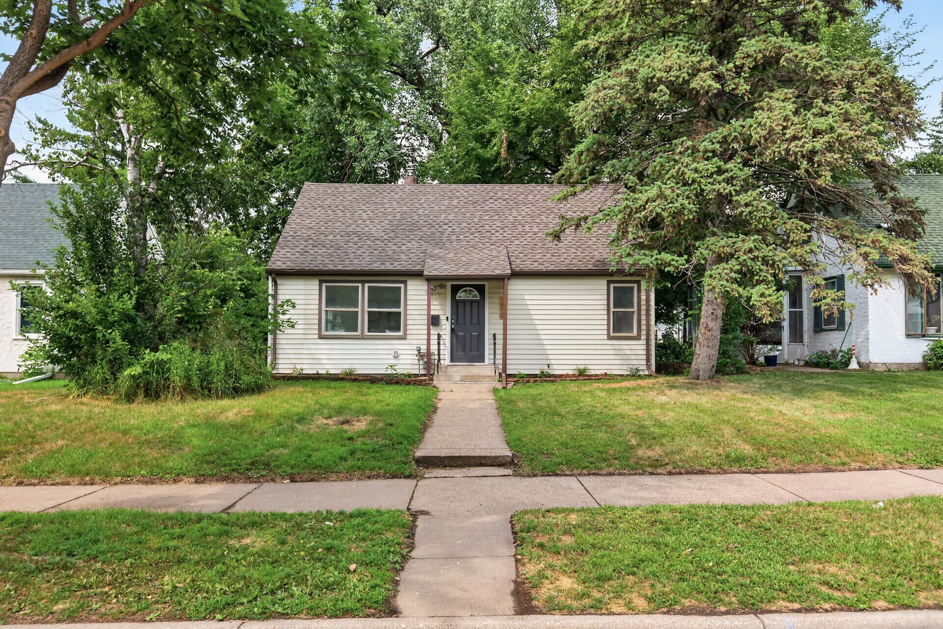 1859 Hoyt Avenue E Property Photo 21