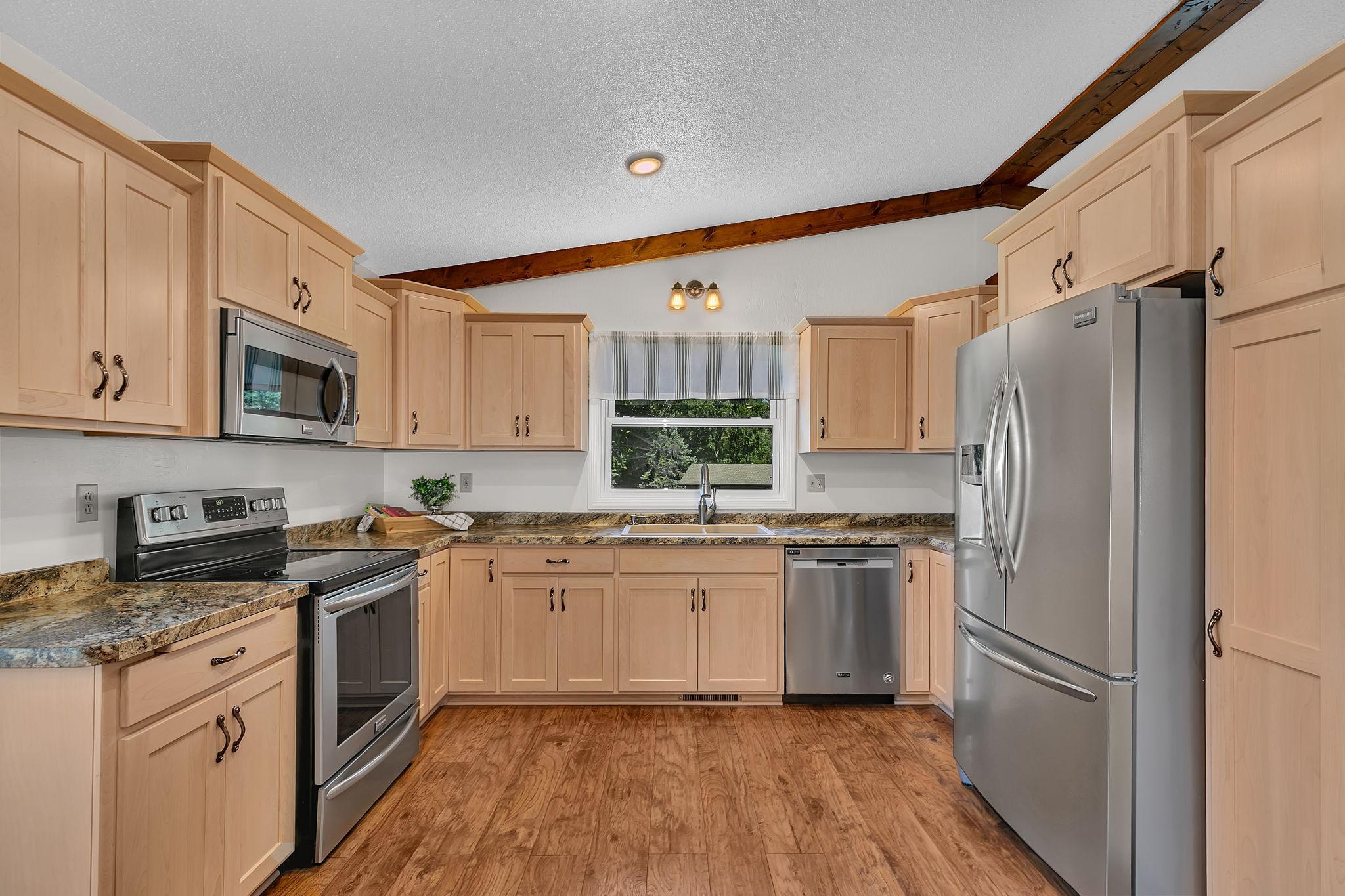 3029 Santa Fe Trail Property Photo 4