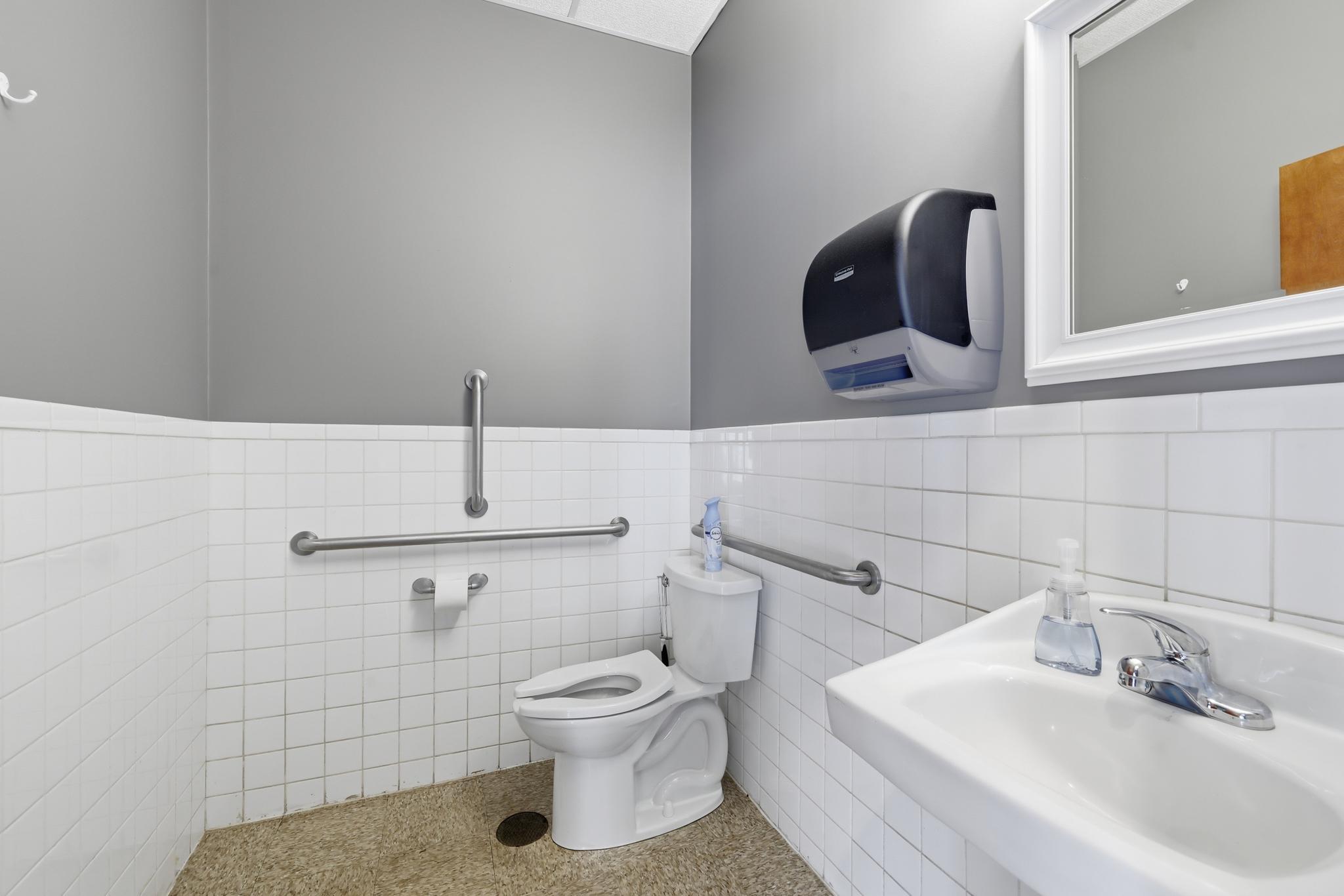 200 S Minnesota Avenue Property Photo 18