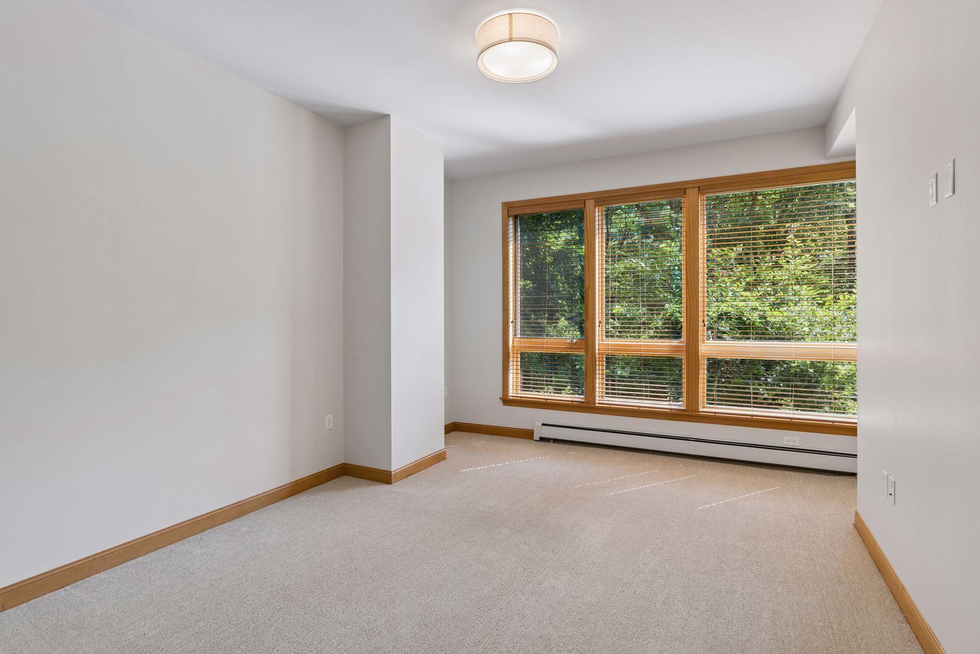 4201 Sunset Drive N221 Property Photo 21