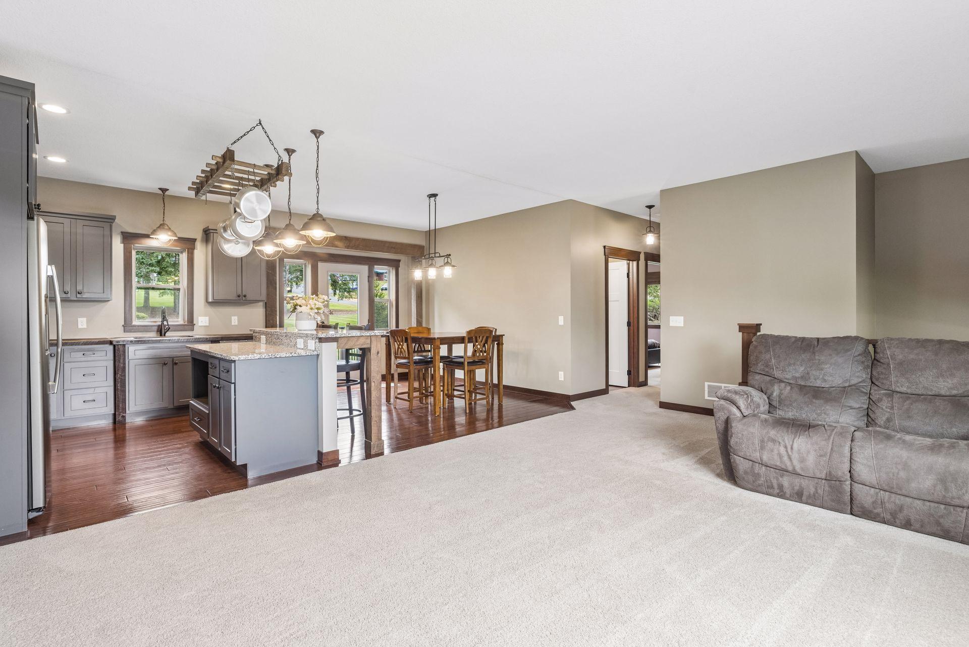 W820 Silver Fox Drive Property Photo 12