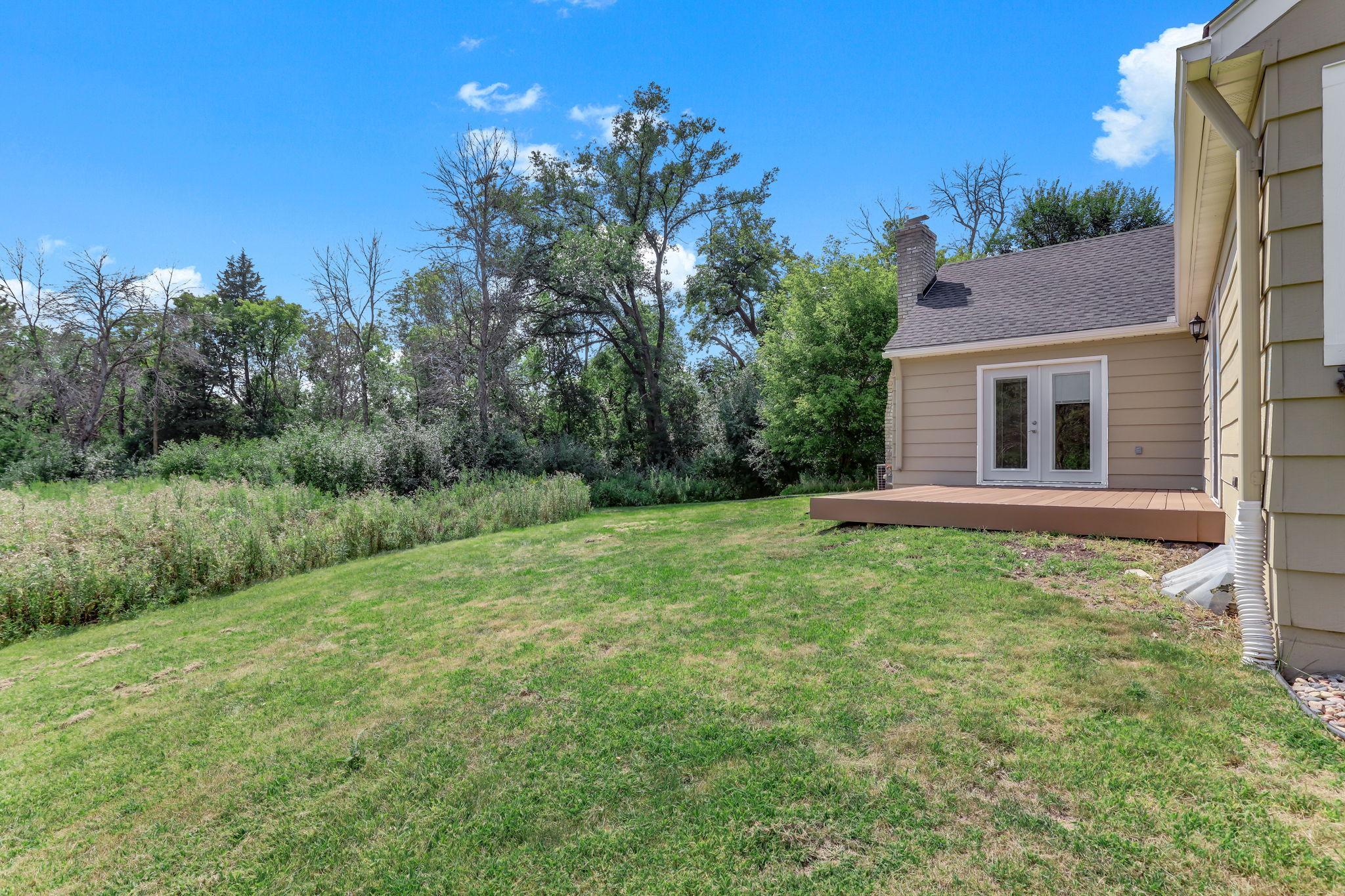 1922 Oakland Road Property Photo 33