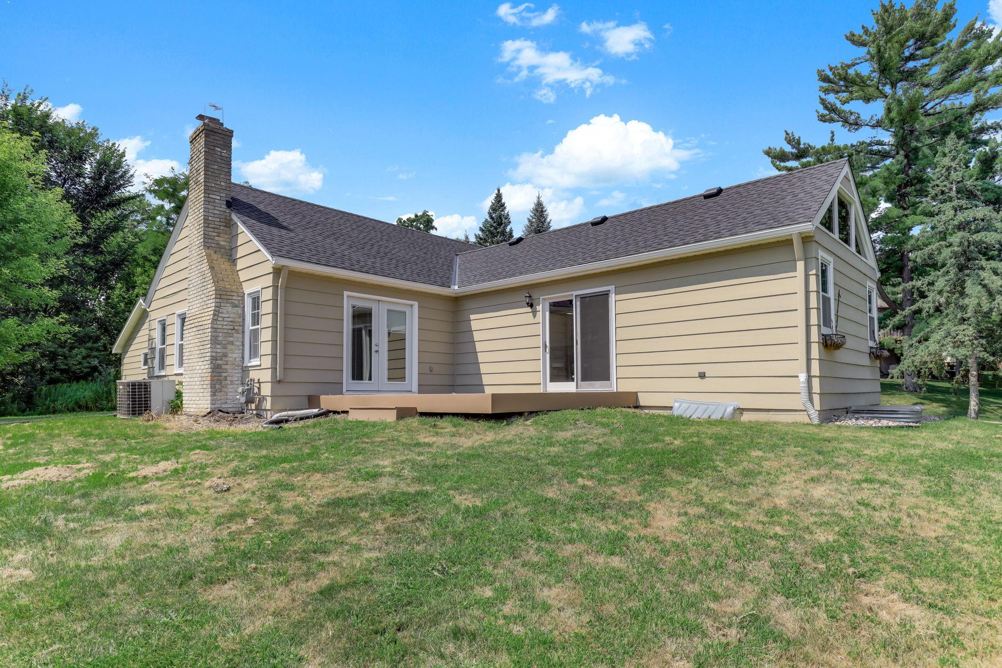 1922 Oakland Road Property Photo 34