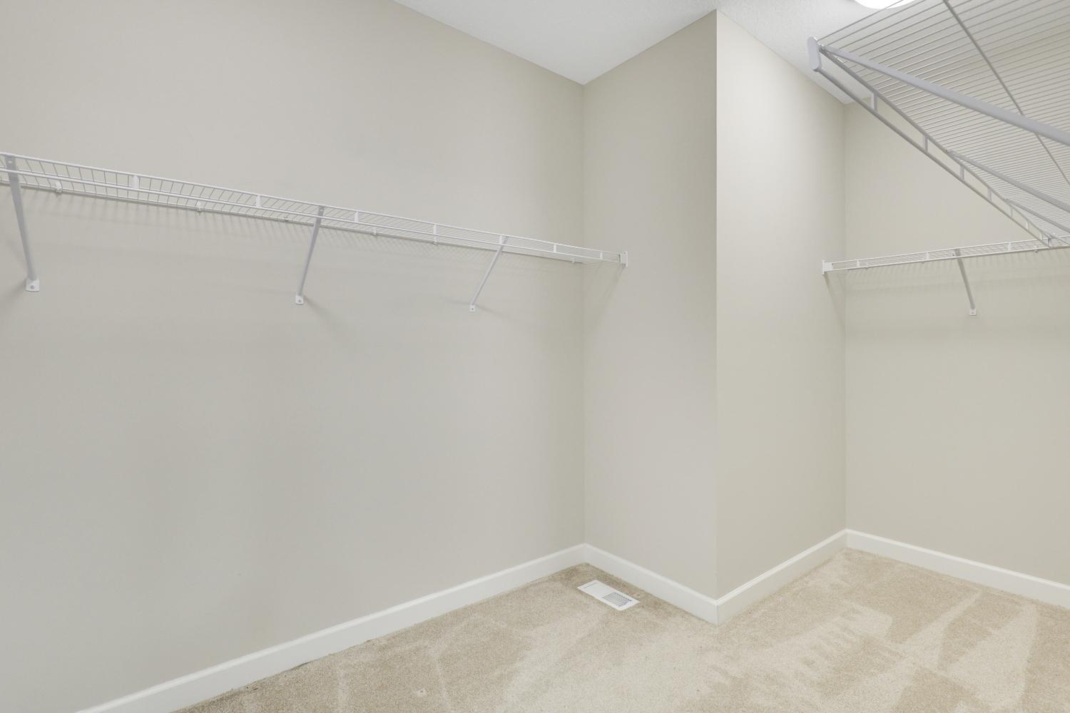 17989 Gresford Lane Property Photo 26