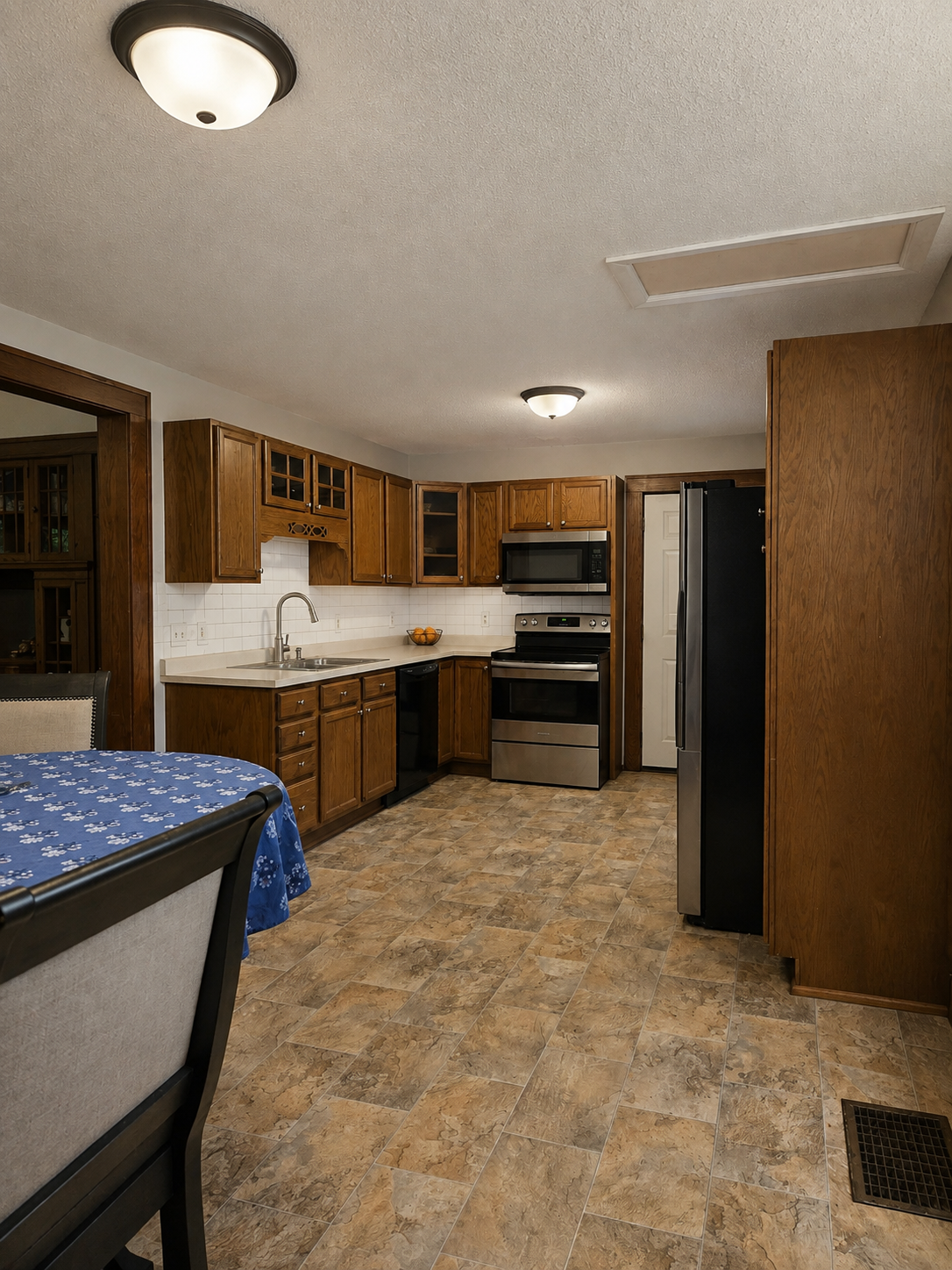 816 3rd Street Se Property Photo 5