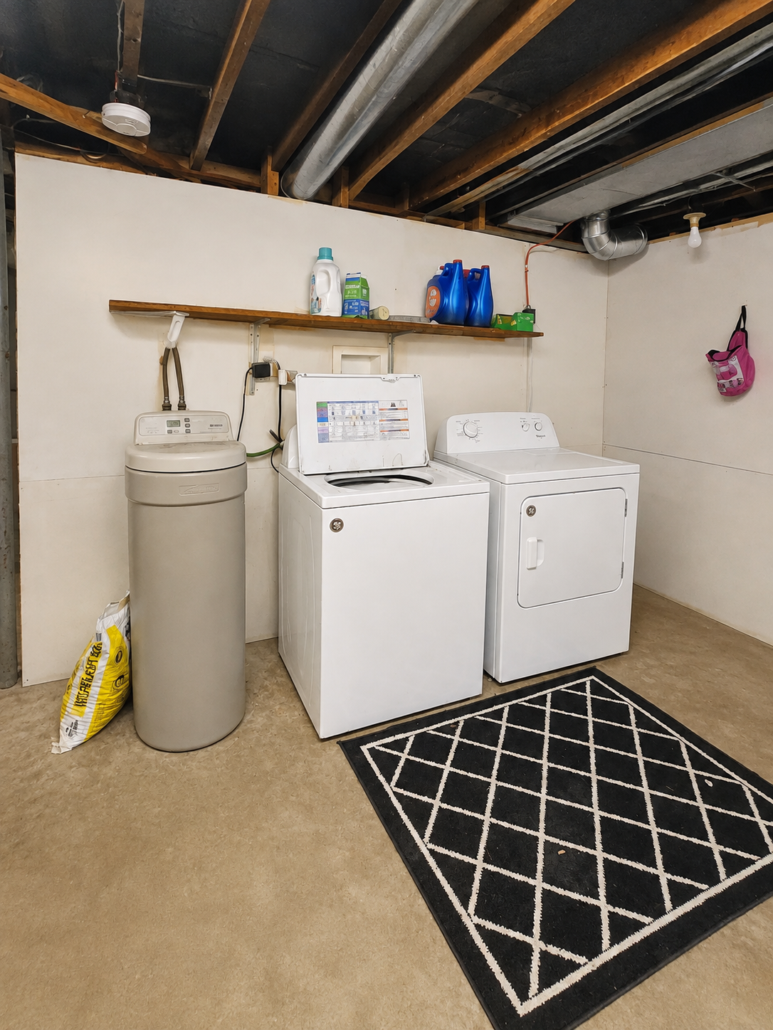 816 3rd Street Se Property Photo 12