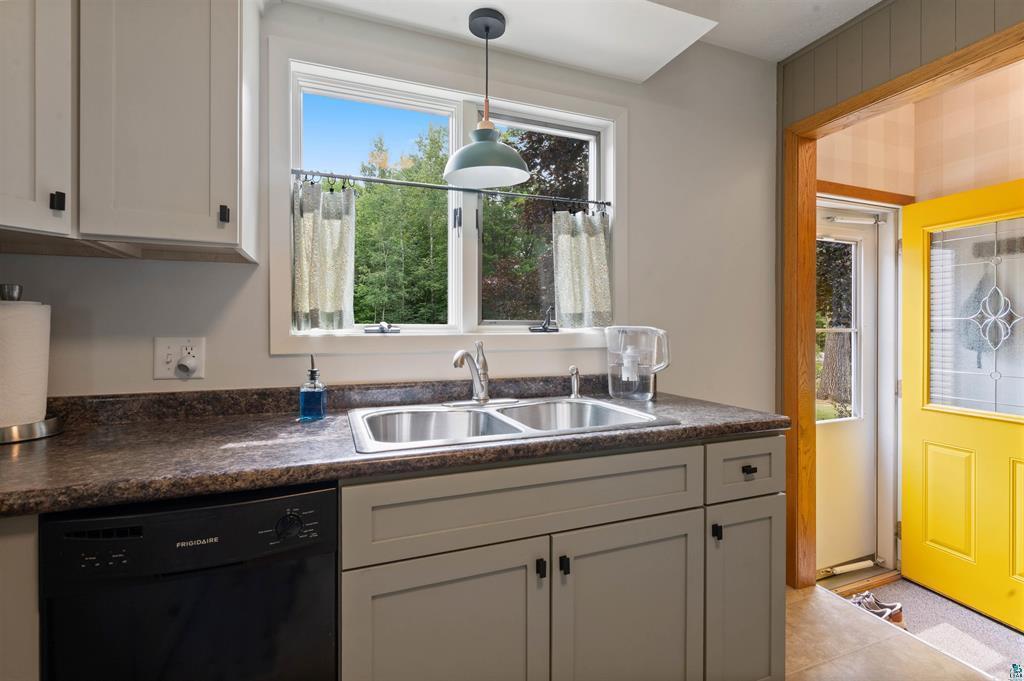 1295 Gault Road Property Photo 13