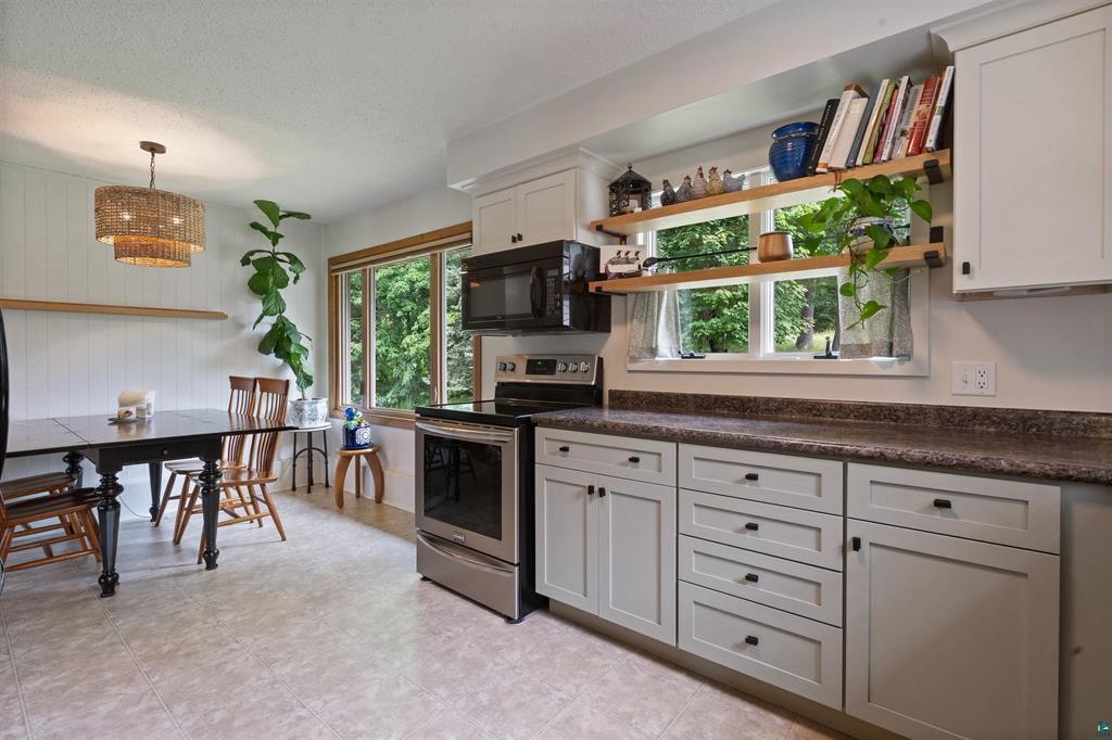 1295 Gault Road Property Photo 14