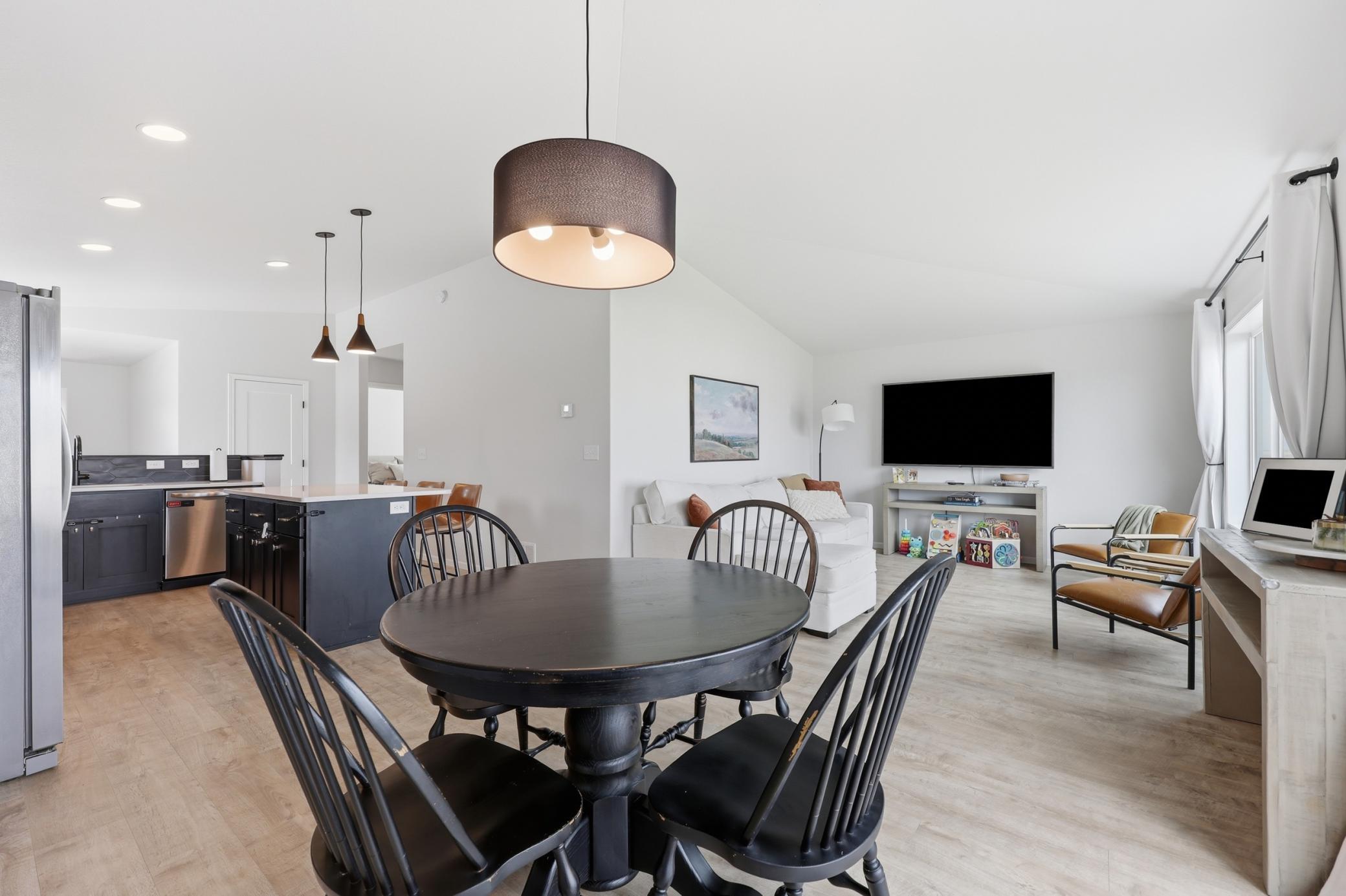 7903 Cottonwood Boulevard Property Photo 8