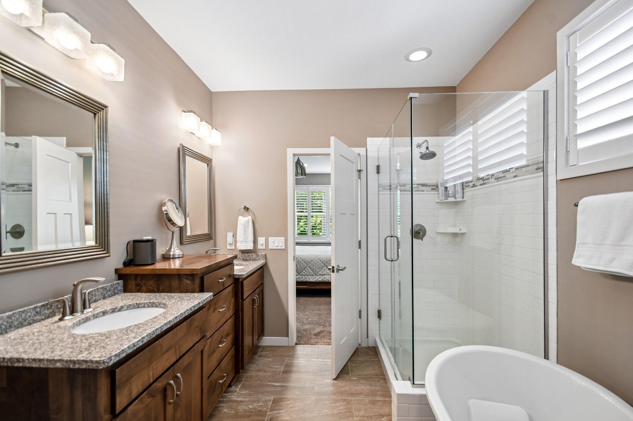 14318 Shore Crest Drive Nw Property Photo 17