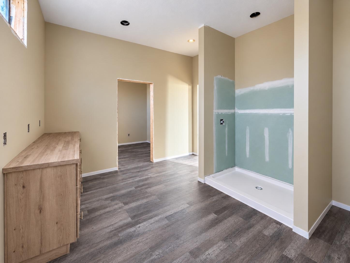 19117 Kathryn Avenue Property Photo 15