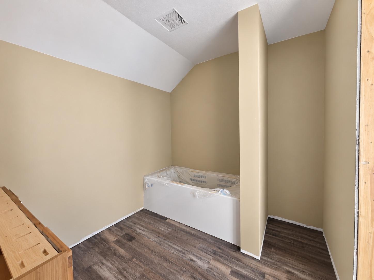 19117 Kathryn Avenue Property Photo 18