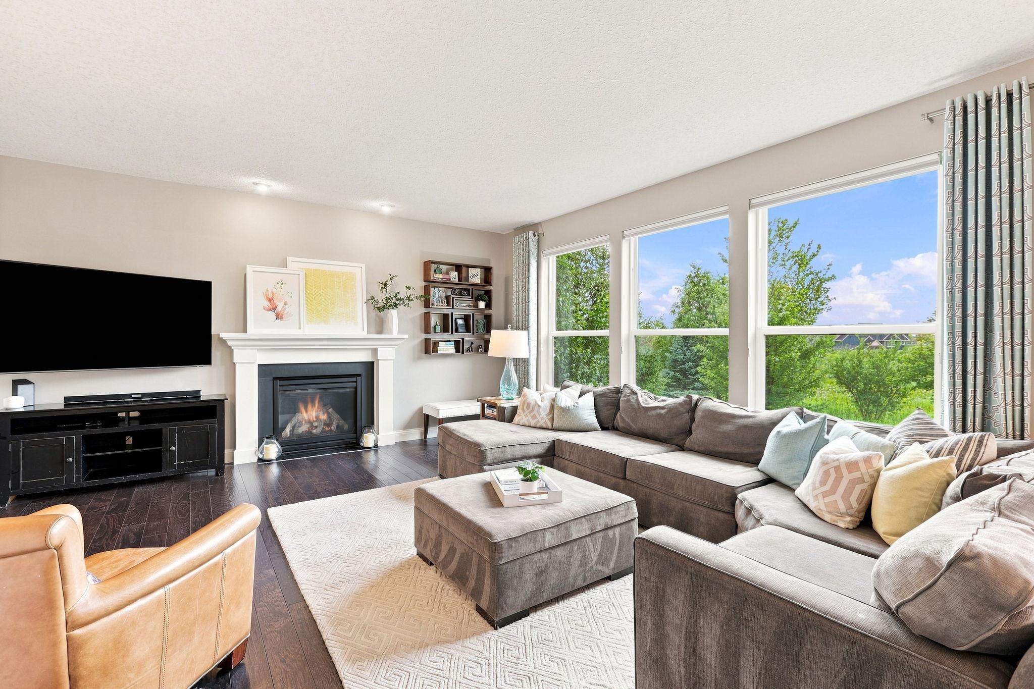 3942 Campello Curve Property Photo 6