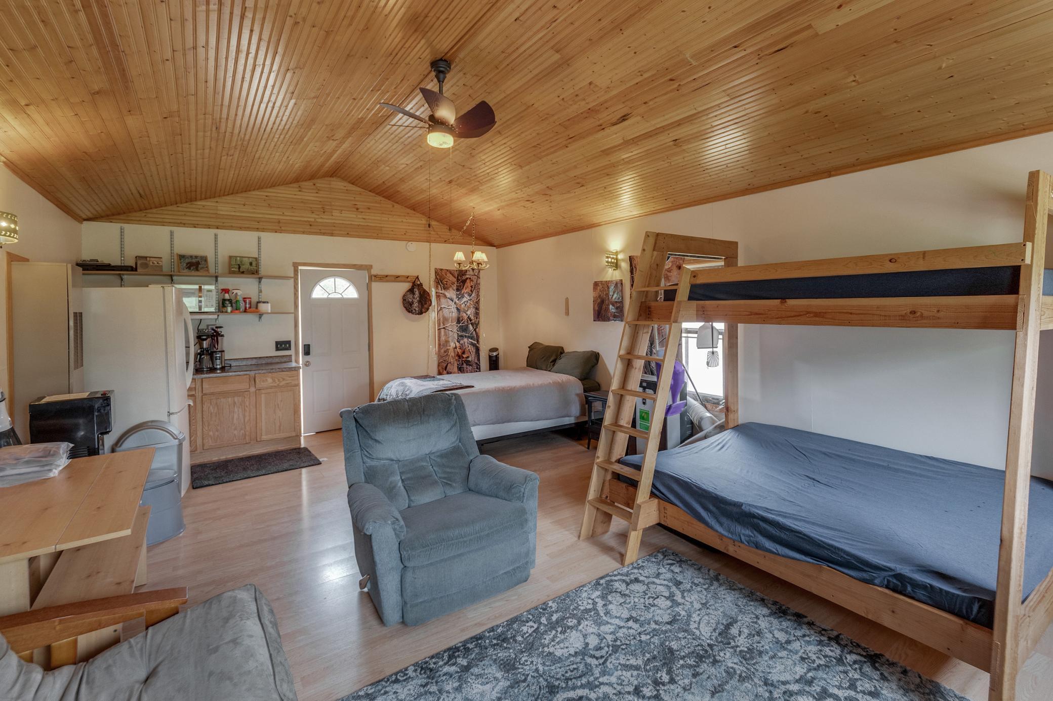 57865 Great River Road Property Photo 8