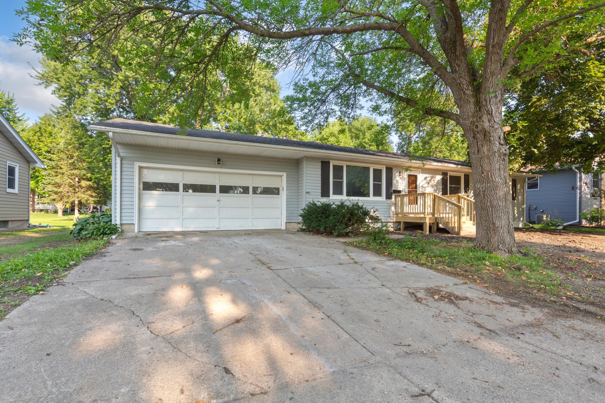 1209 7th Street Se Property Photo 3