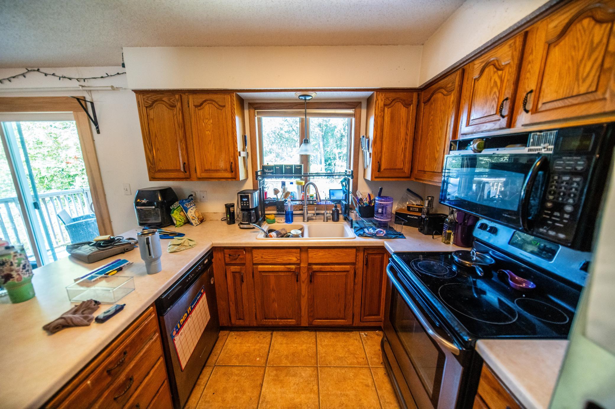 2253 Patch Crescent Property Photo 7
