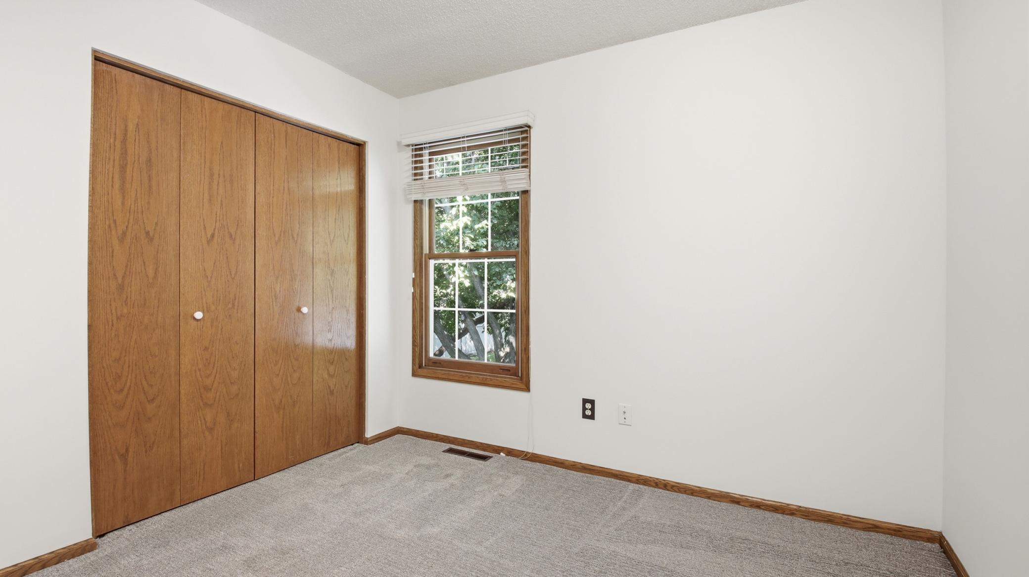 17604 Lorence Way Property Photo 20