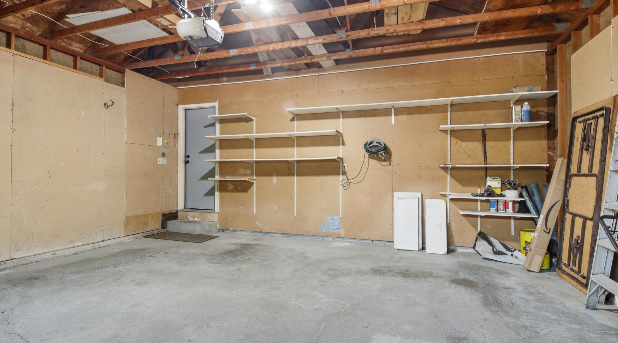 17604 Lorence Way Property Photo 30