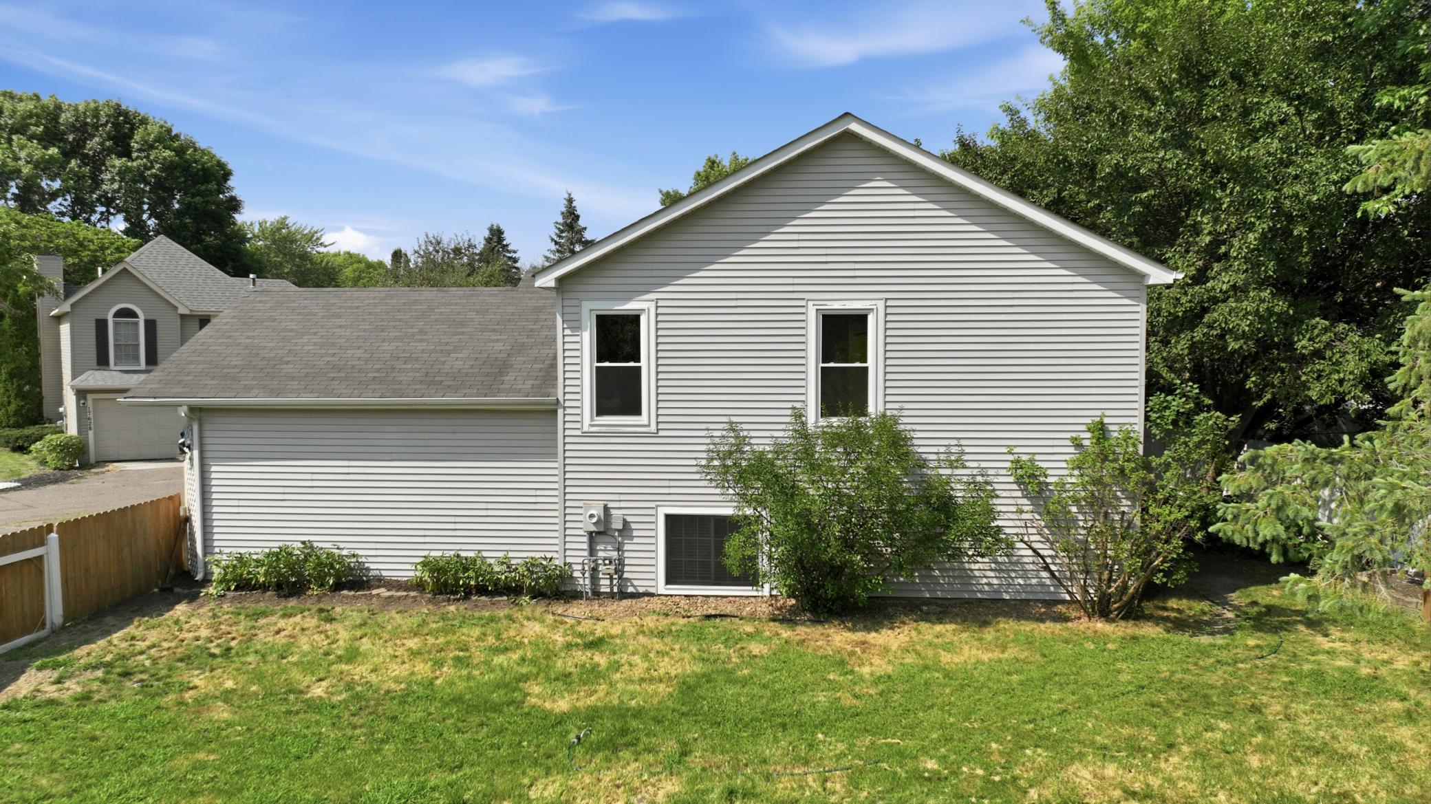 17604 Lorence Way Property Photo 35