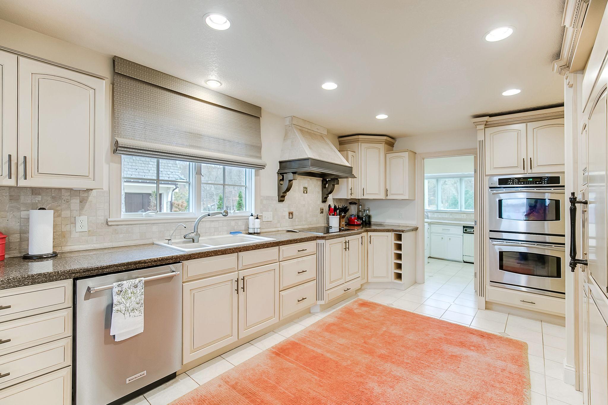 26170 Birch Bluff Road Property Photo 10