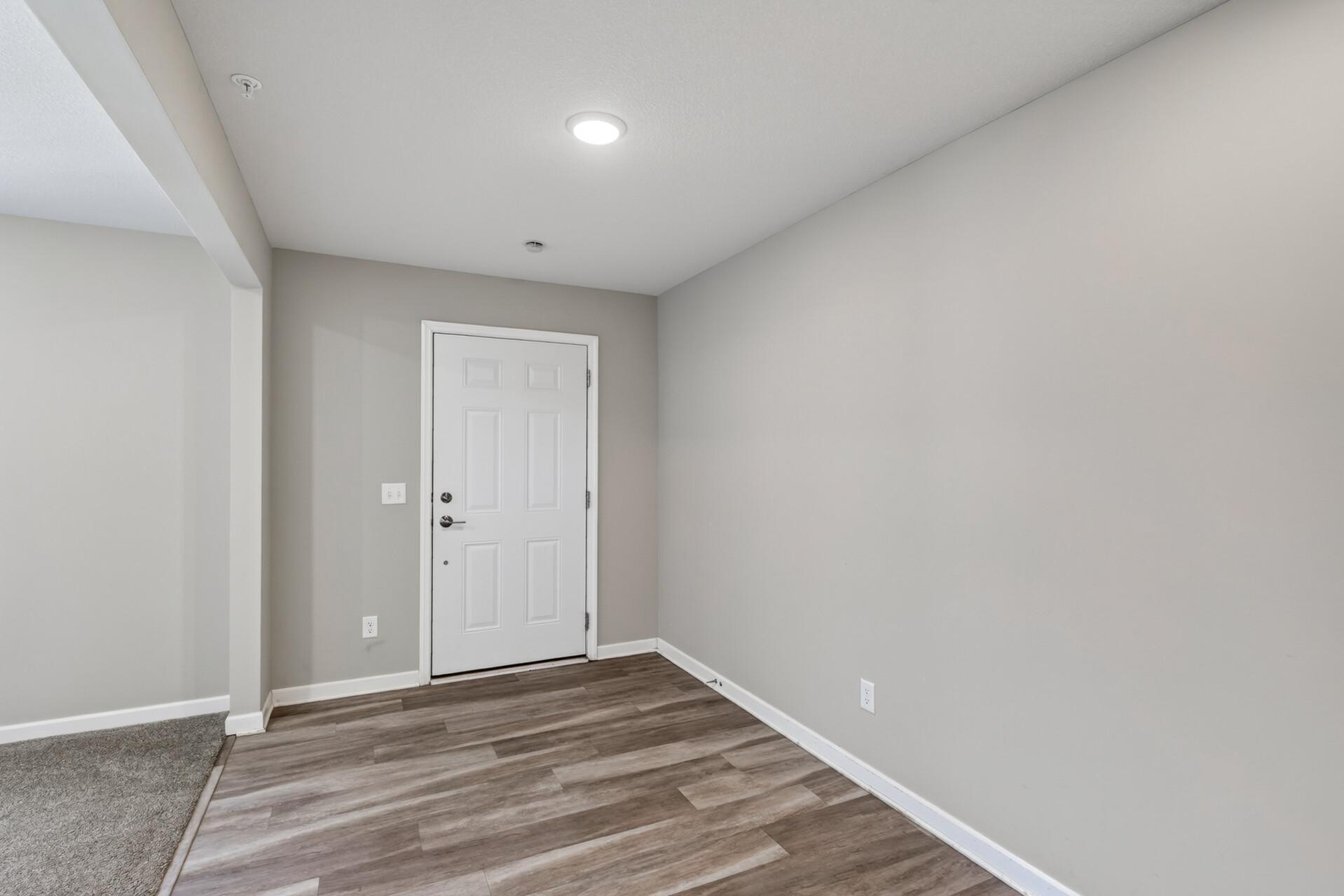 2531 Paddock Path Property Photo 5