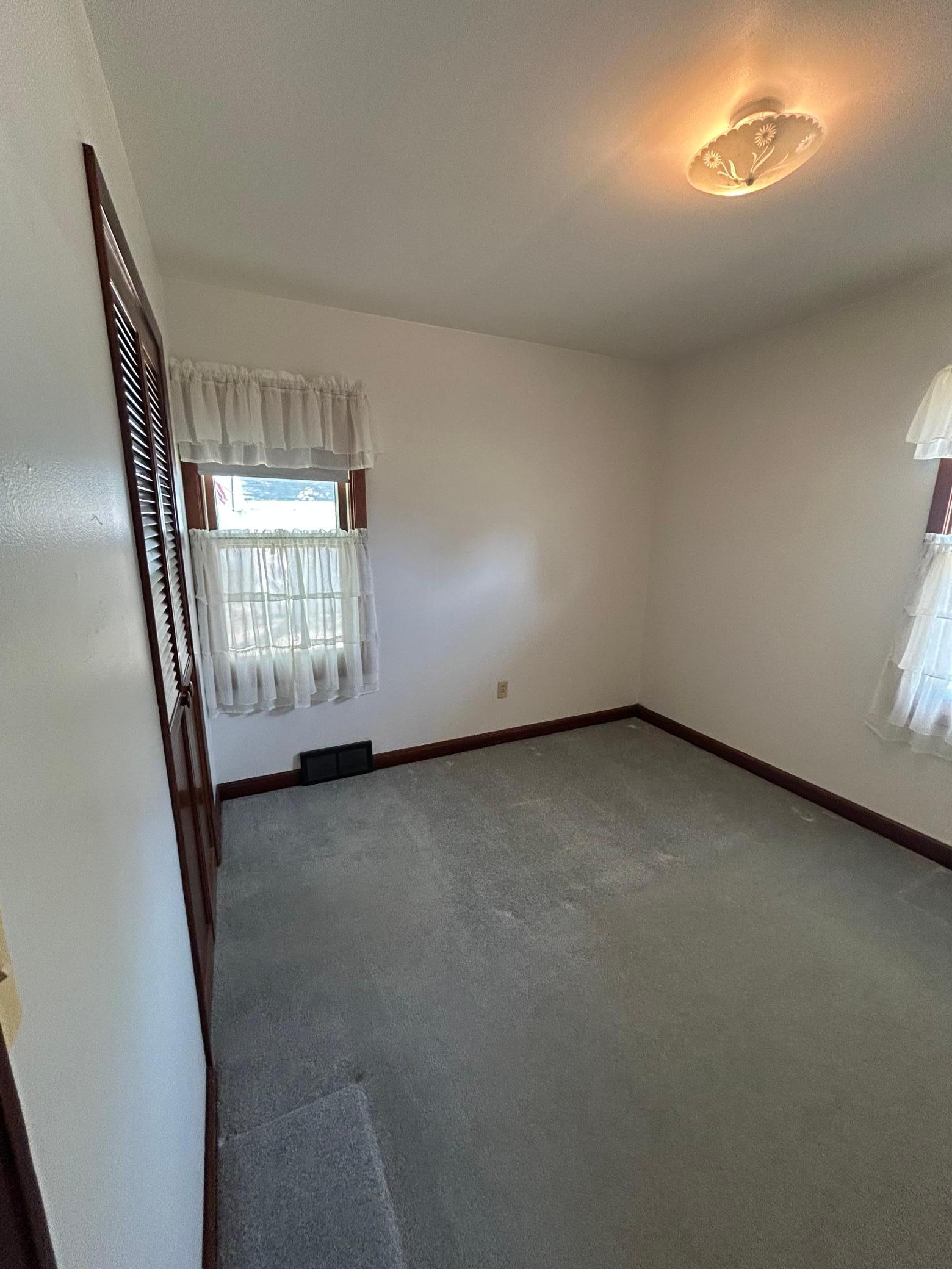 1207 1st Street E Property Photo 17