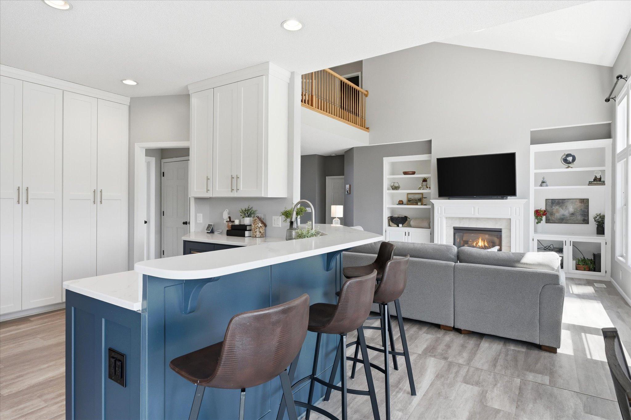 18043 Gladstone Boulevard N Property Photo 23