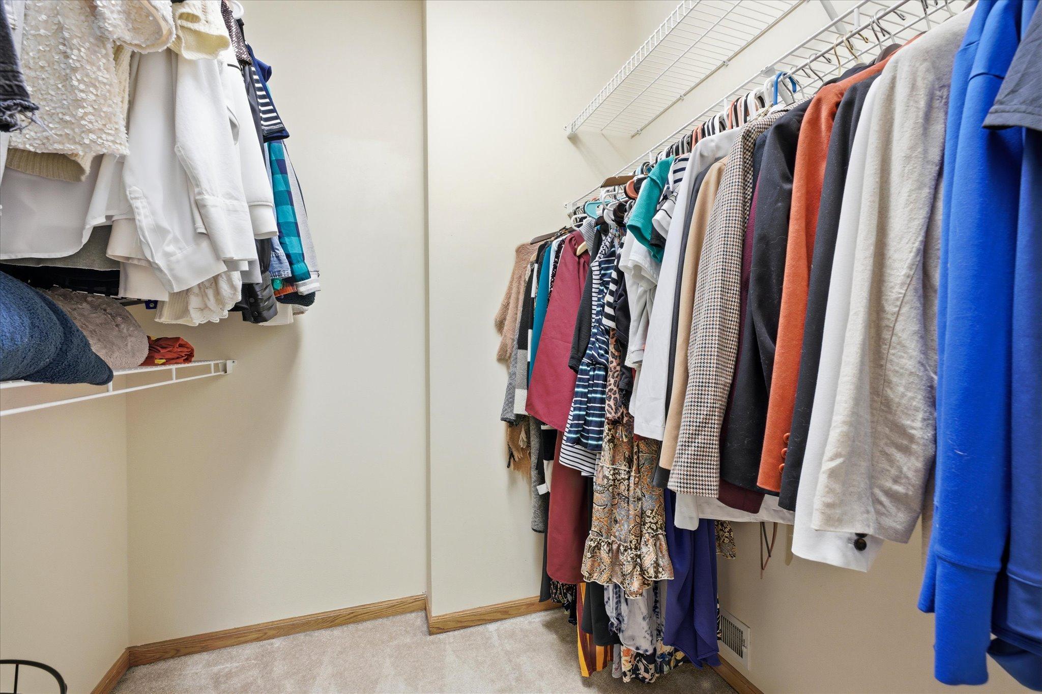 18043 Gladstone Boulevard N Property Photo 35