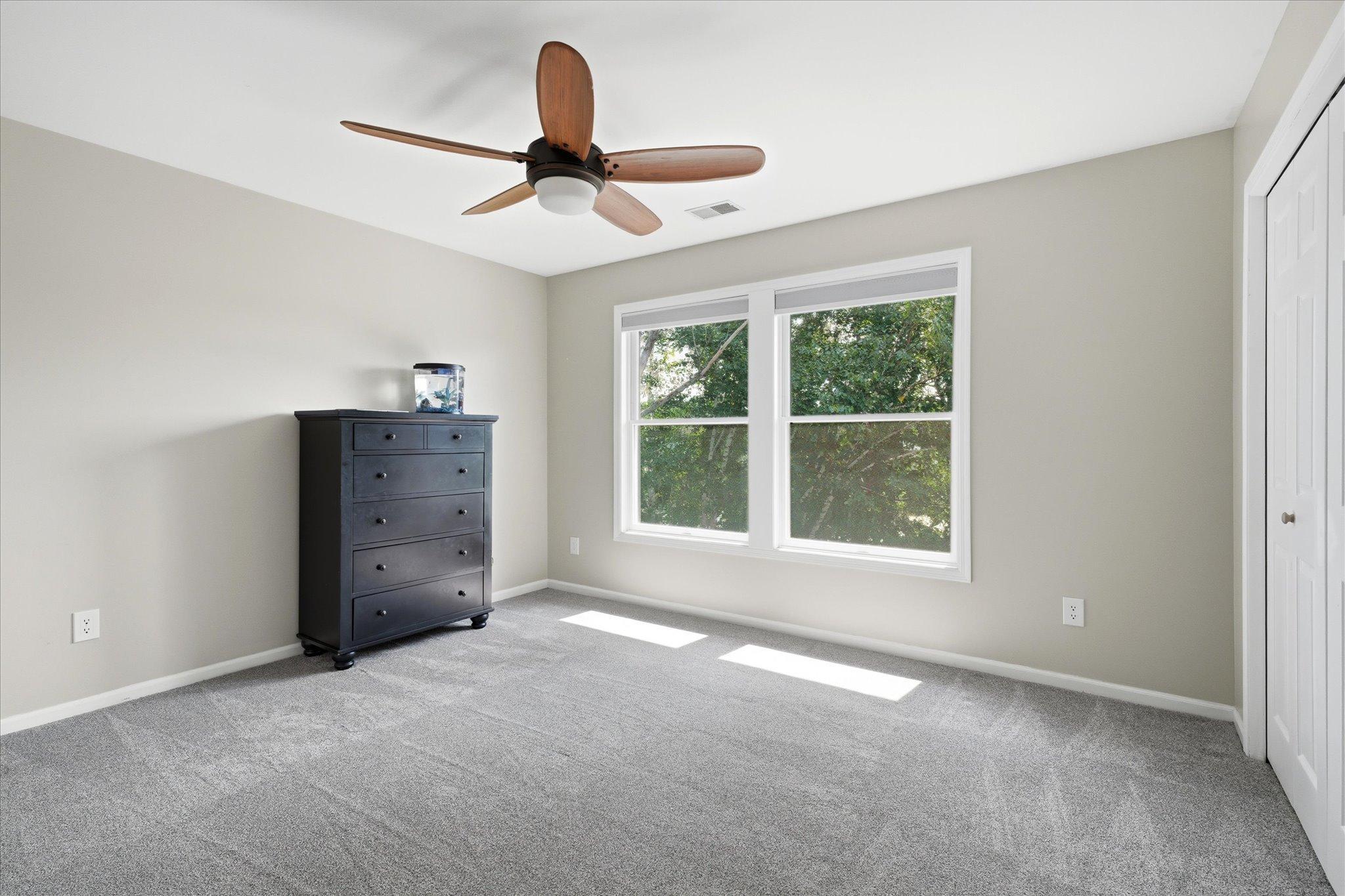 18043 Gladstone Boulevard N Property Photo 37