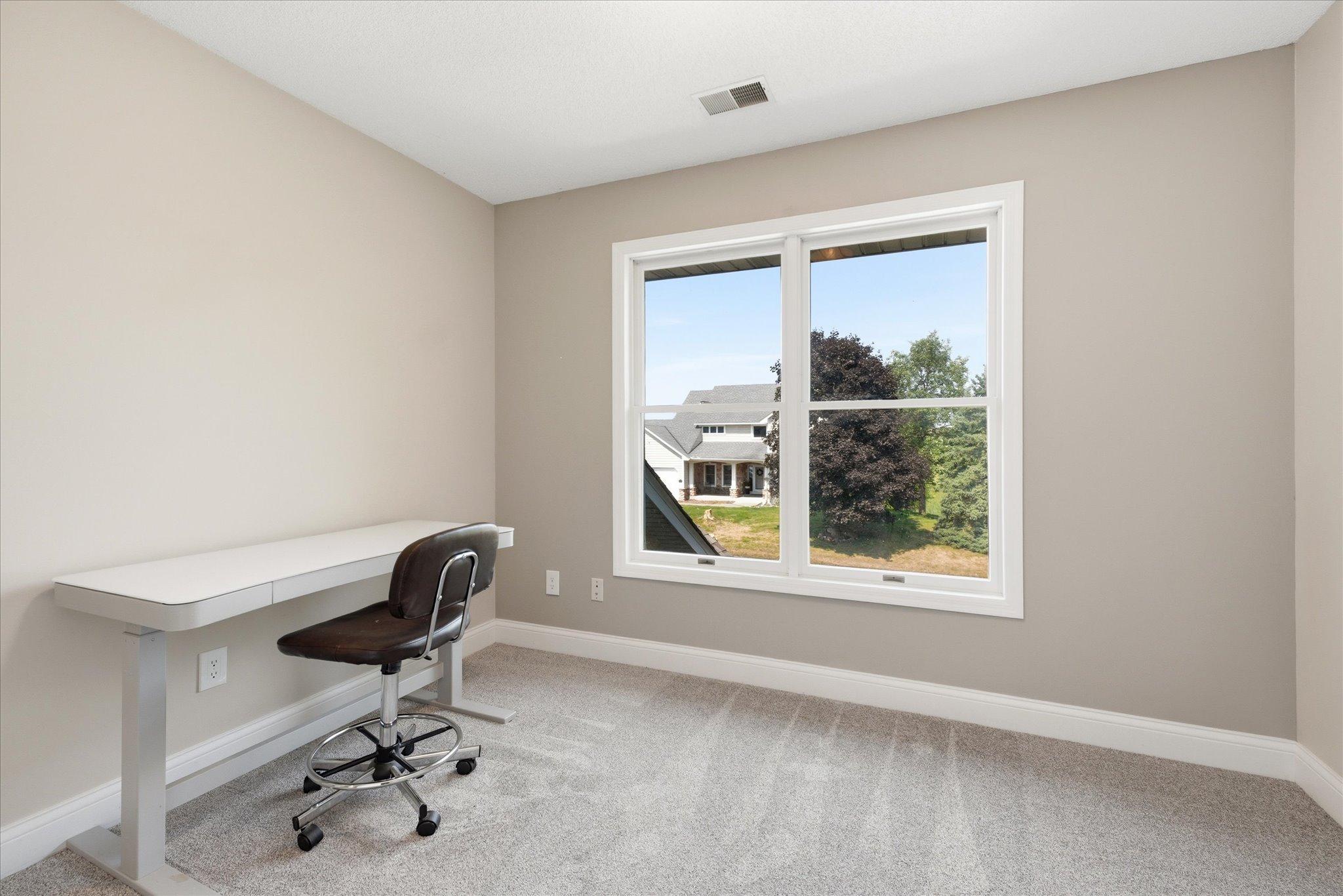 18043 Gladstone Boulevard N Property Photo 43