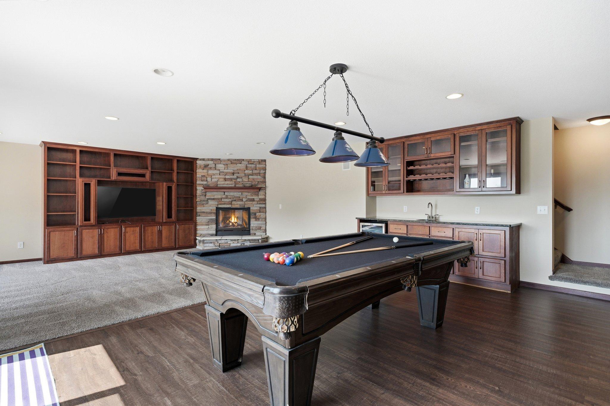 18043 Gladstone Boulevard N Property Photo 47