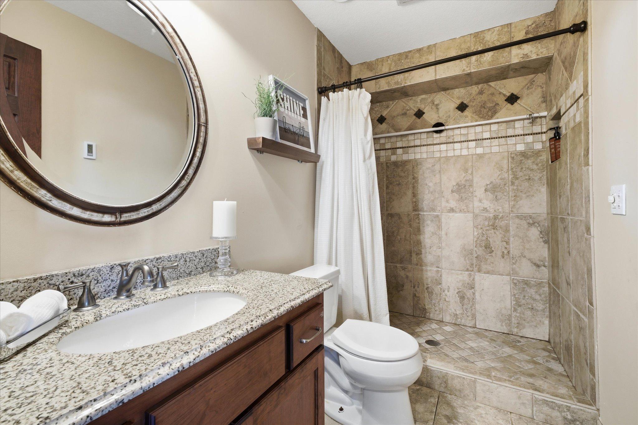 18043 Gladstone Boulevard N Property Photo 56