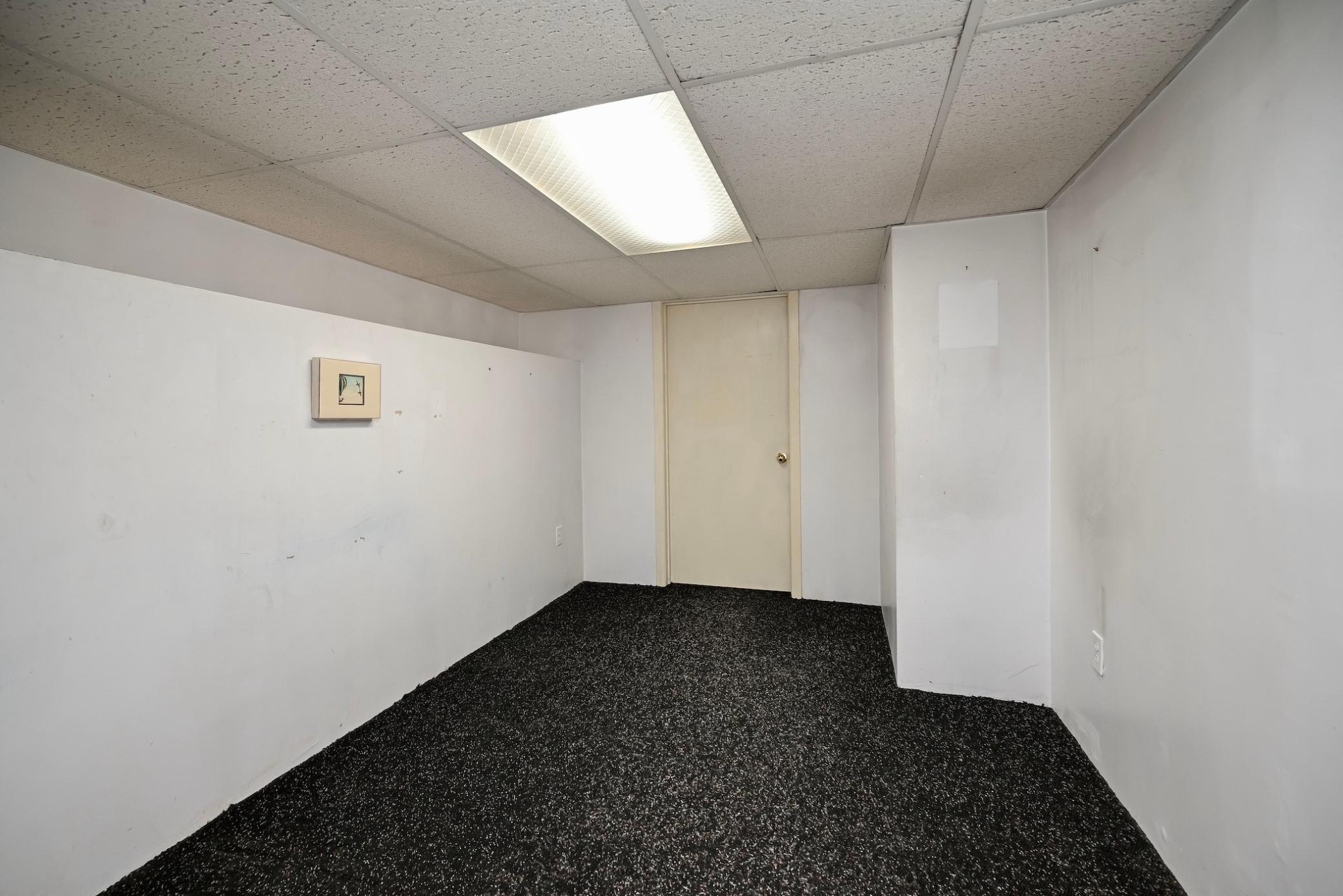 1002 Gilmore Avenue Property Photo 17
