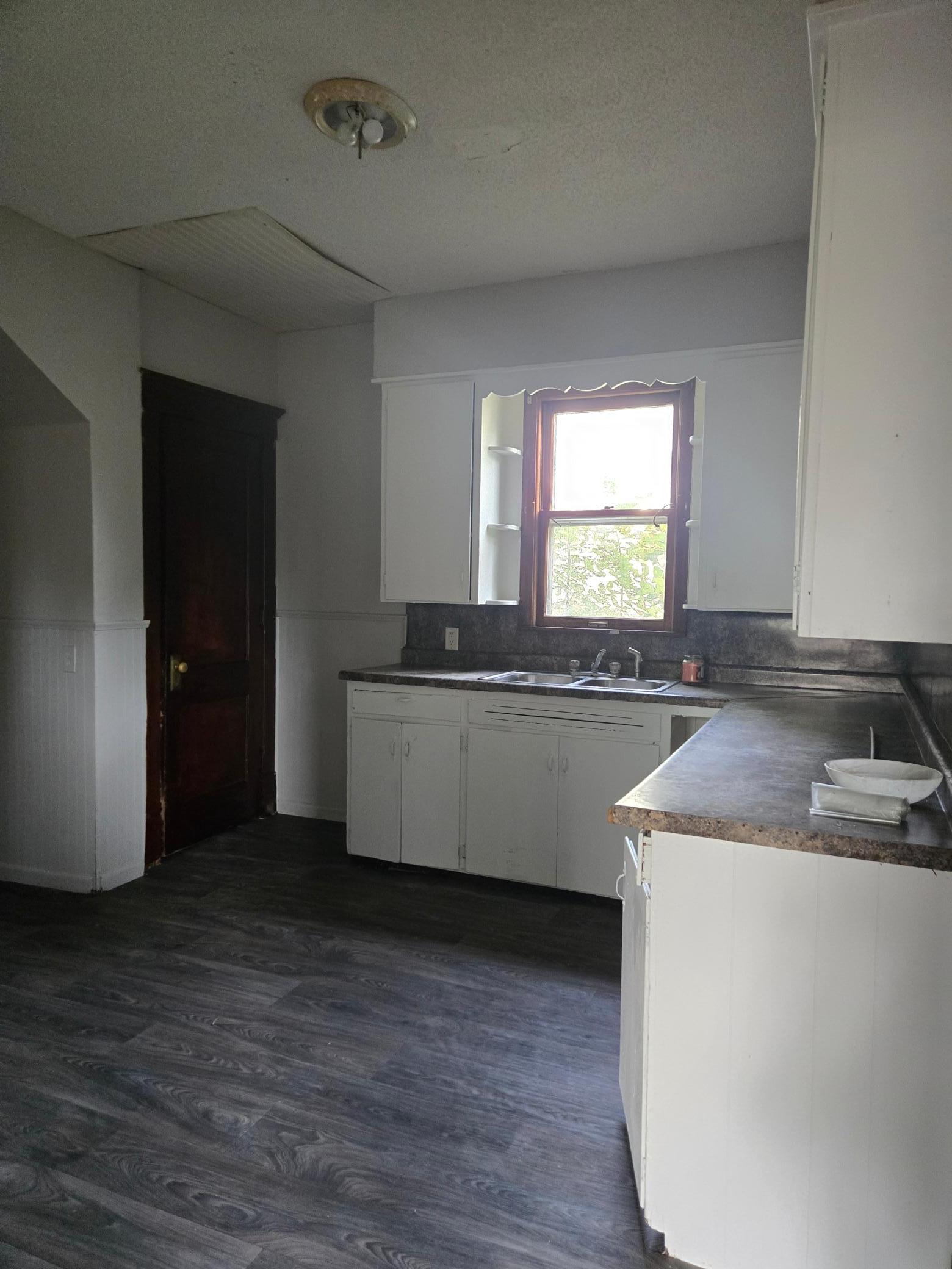 1105 Trott Avenue Sw Property Photo 8