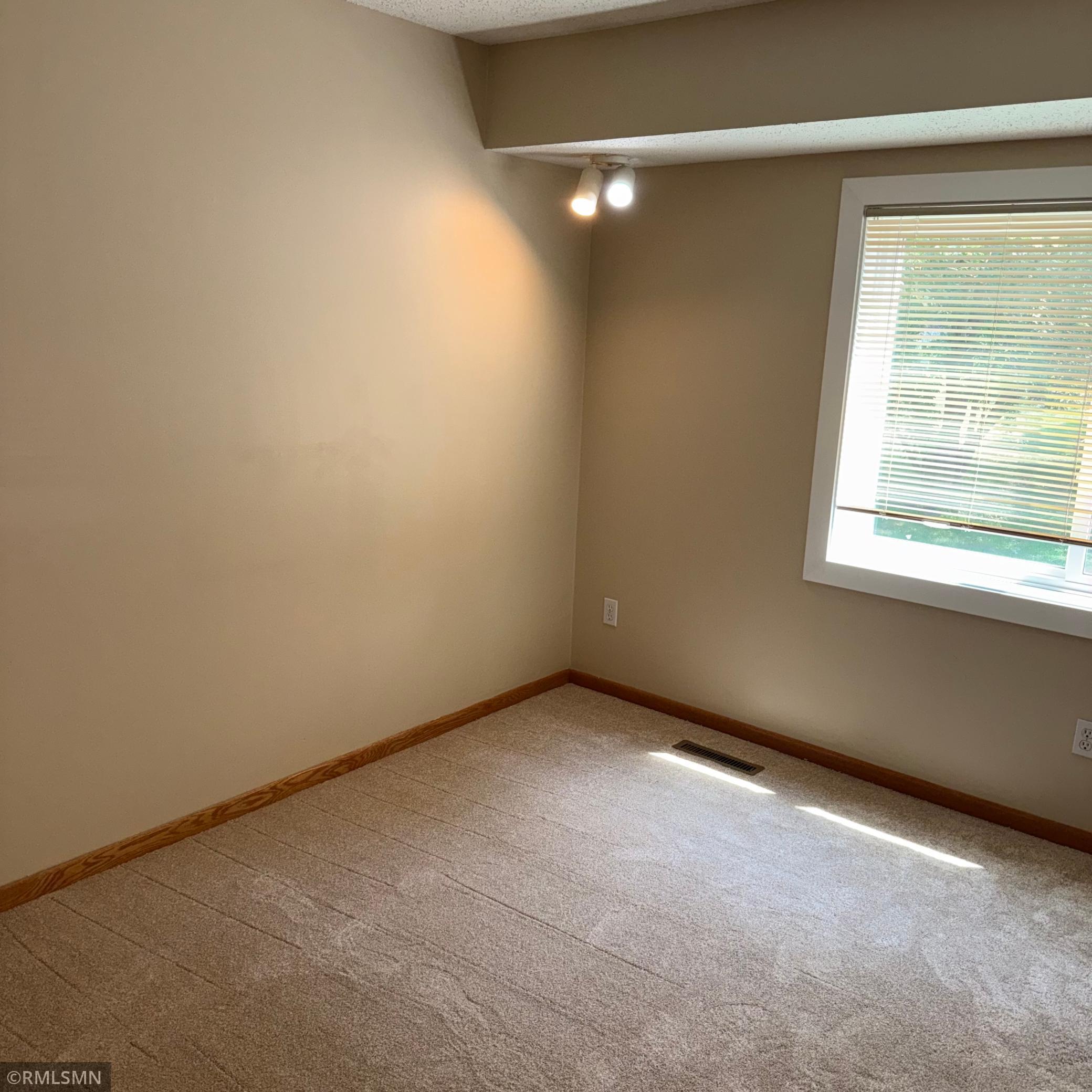 3888 Gibraltar Trail Property Photo 11