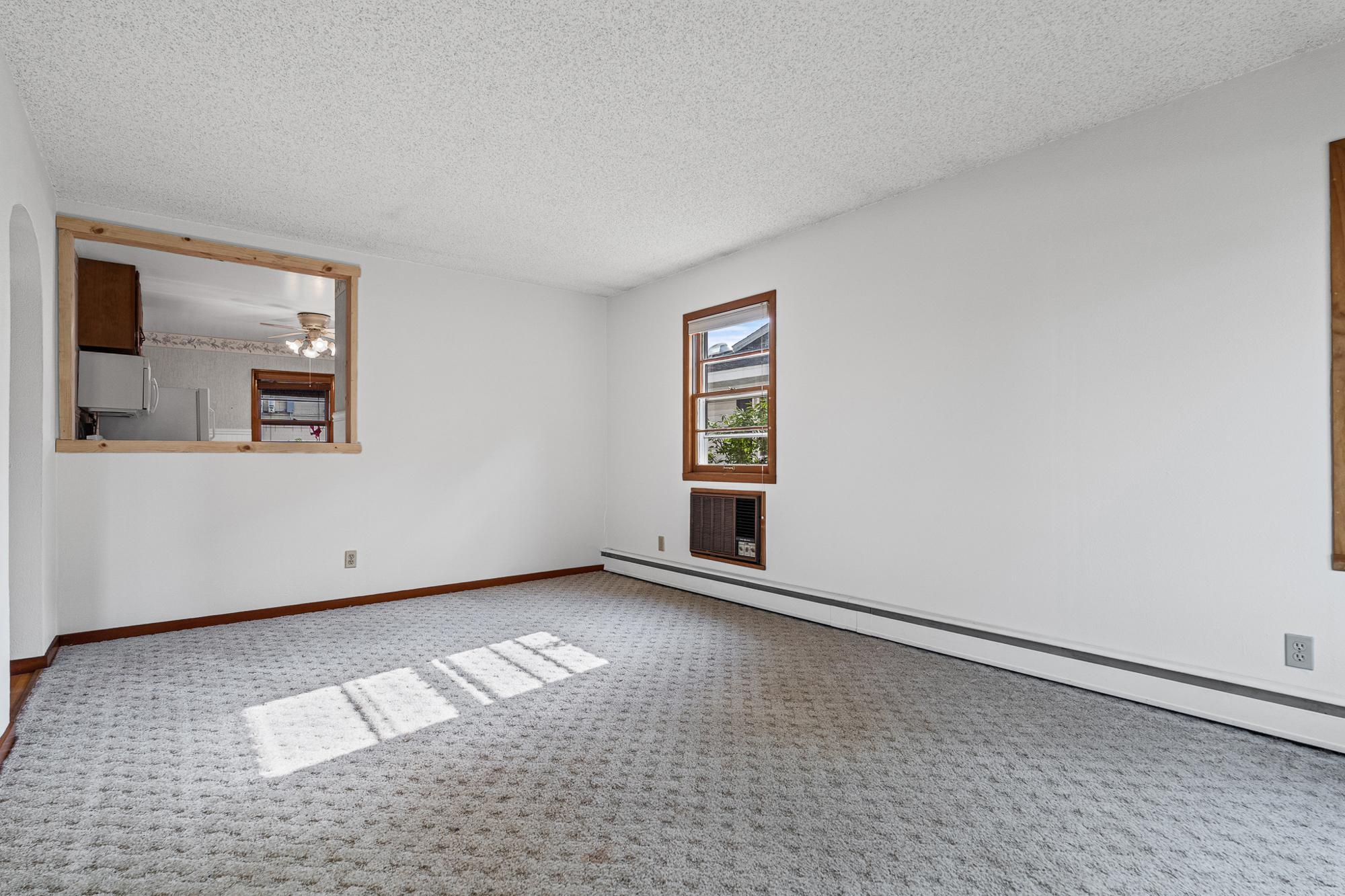 423 S 1st Street Property Photo 7