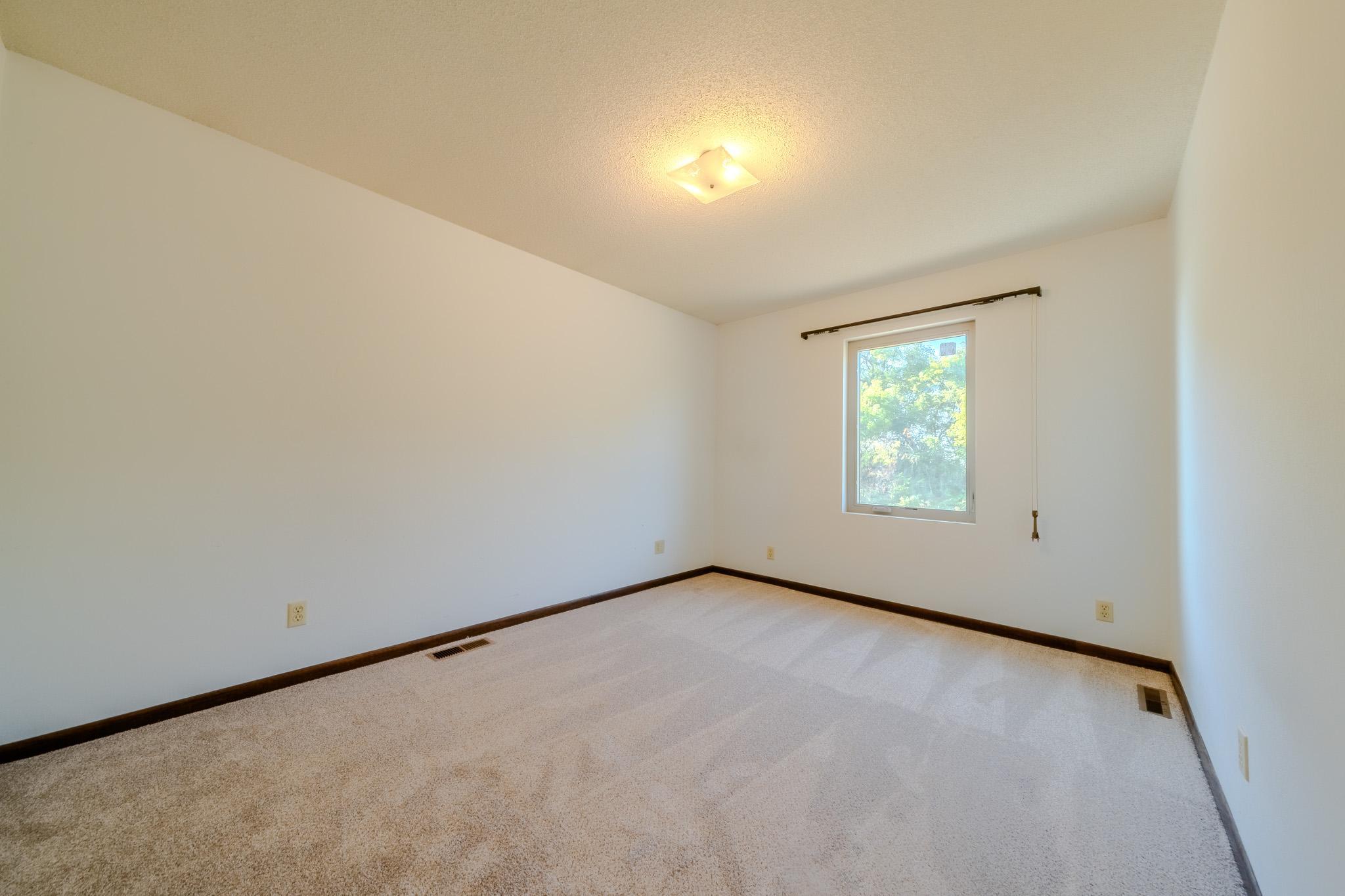 958 165th Court Ne Property Photo 24