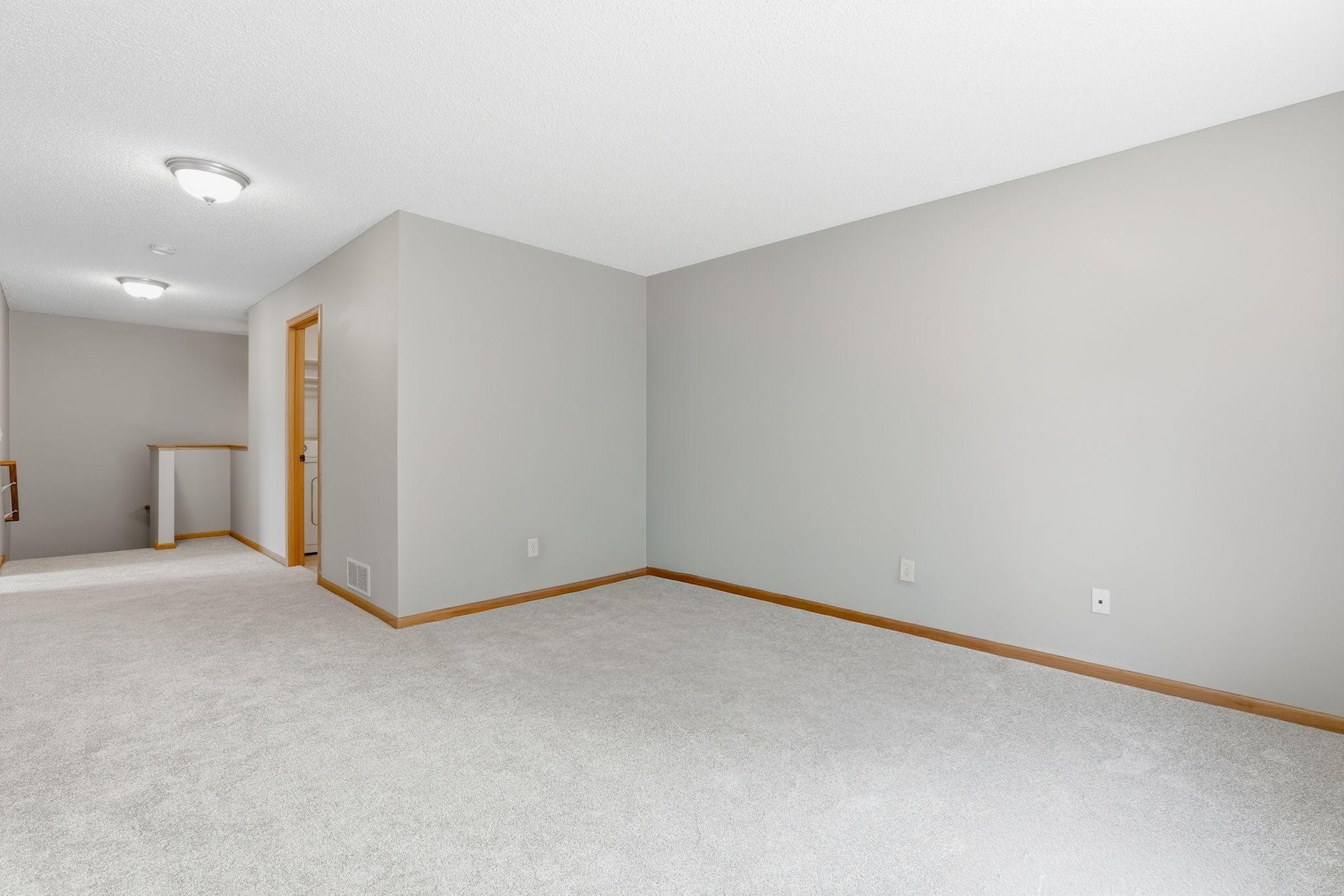 1878 13th Street W 906 Property Photo 15