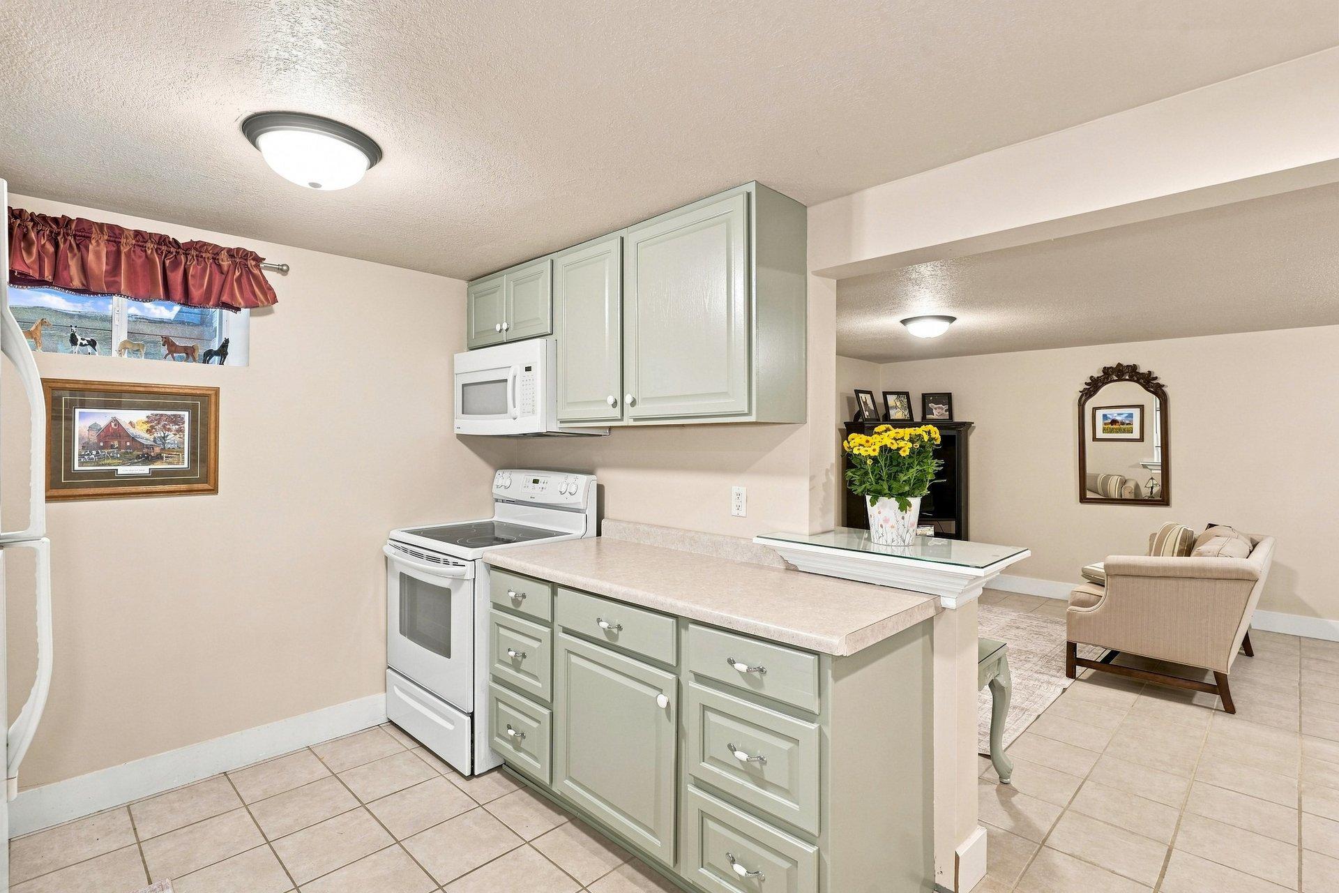6975 Quartz Avenue Property Photo 25