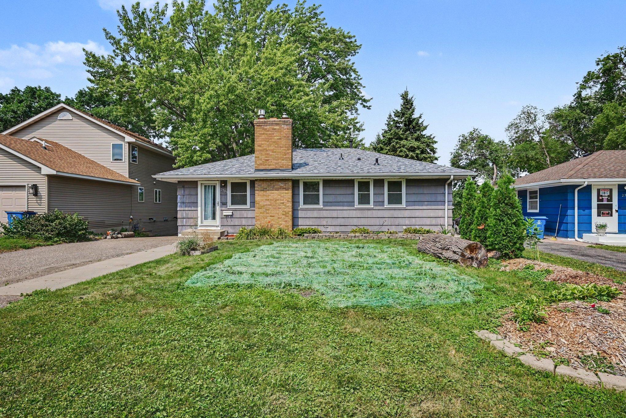 2733 Parkview Boulevard Property Photo 1