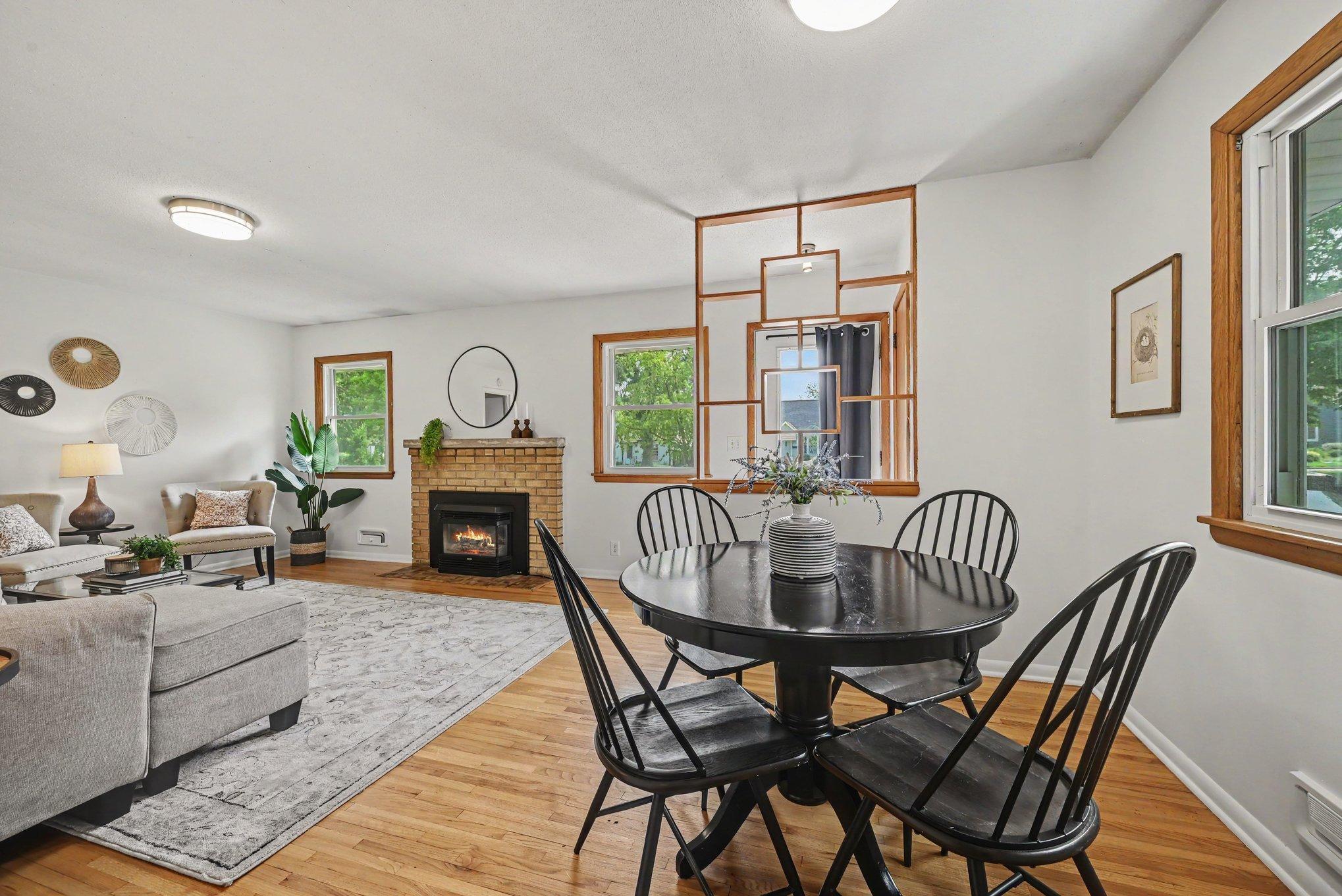 2733 Parkview Boulevard Property Photo 4
