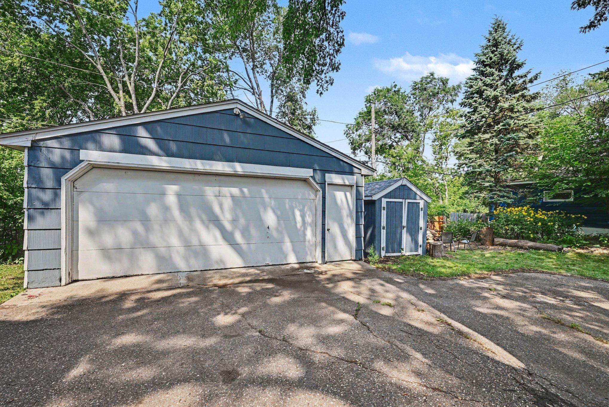 2733 Parkview Boulevard Property Photo 16