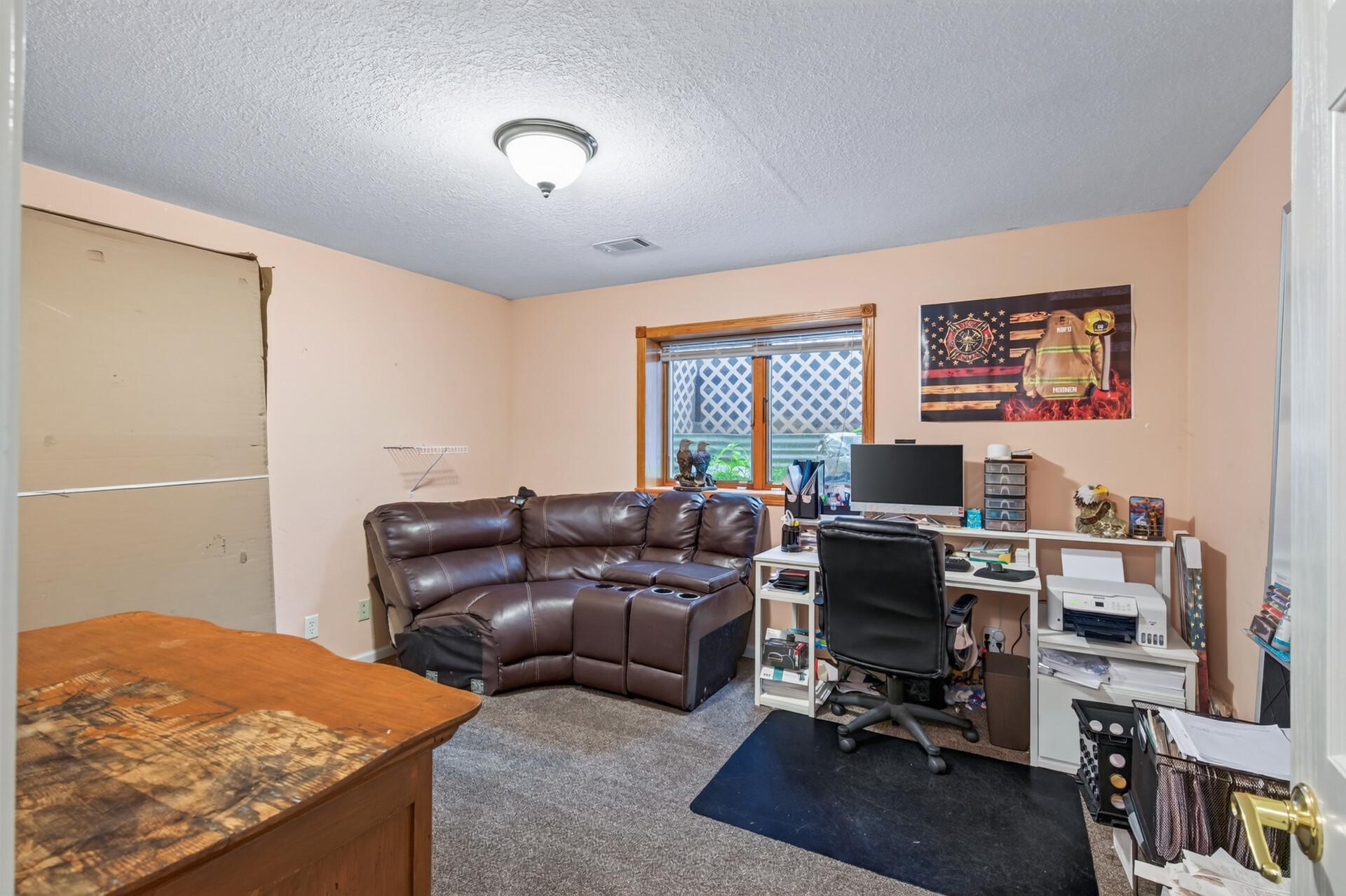 37283 Heritage Way Property Photo 29