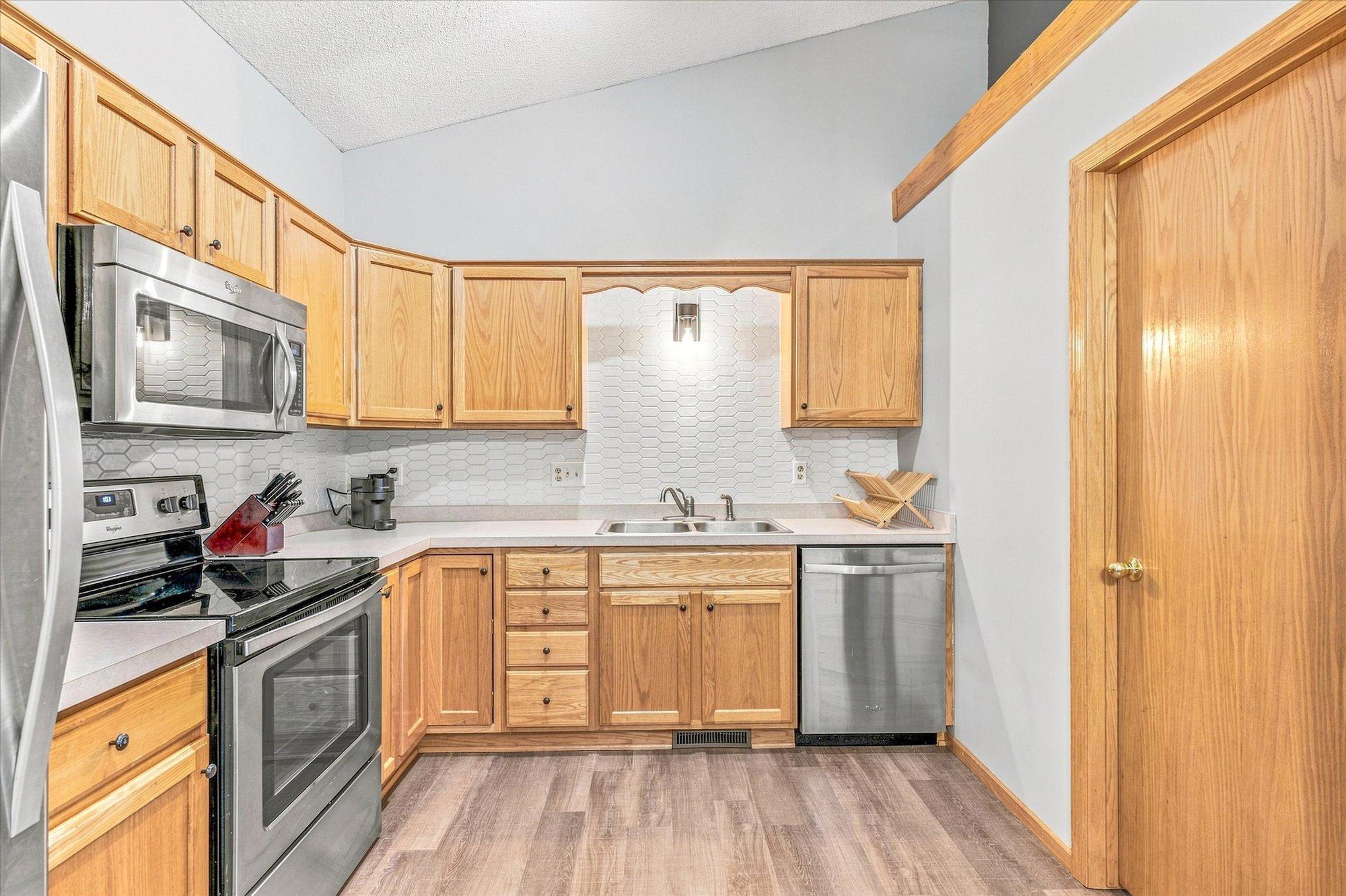 21710 Evergreen Trail Property Photo 17