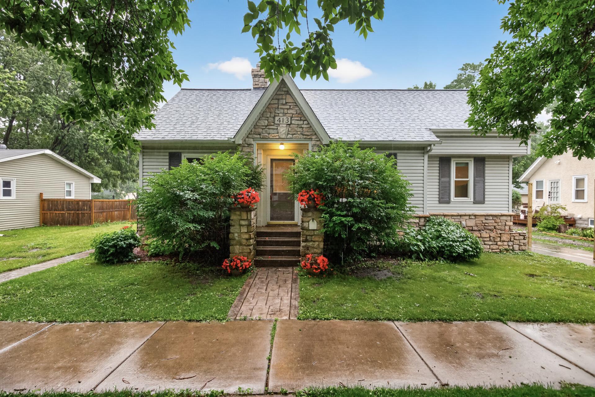 413 3rd Avenue E Property Photo 1