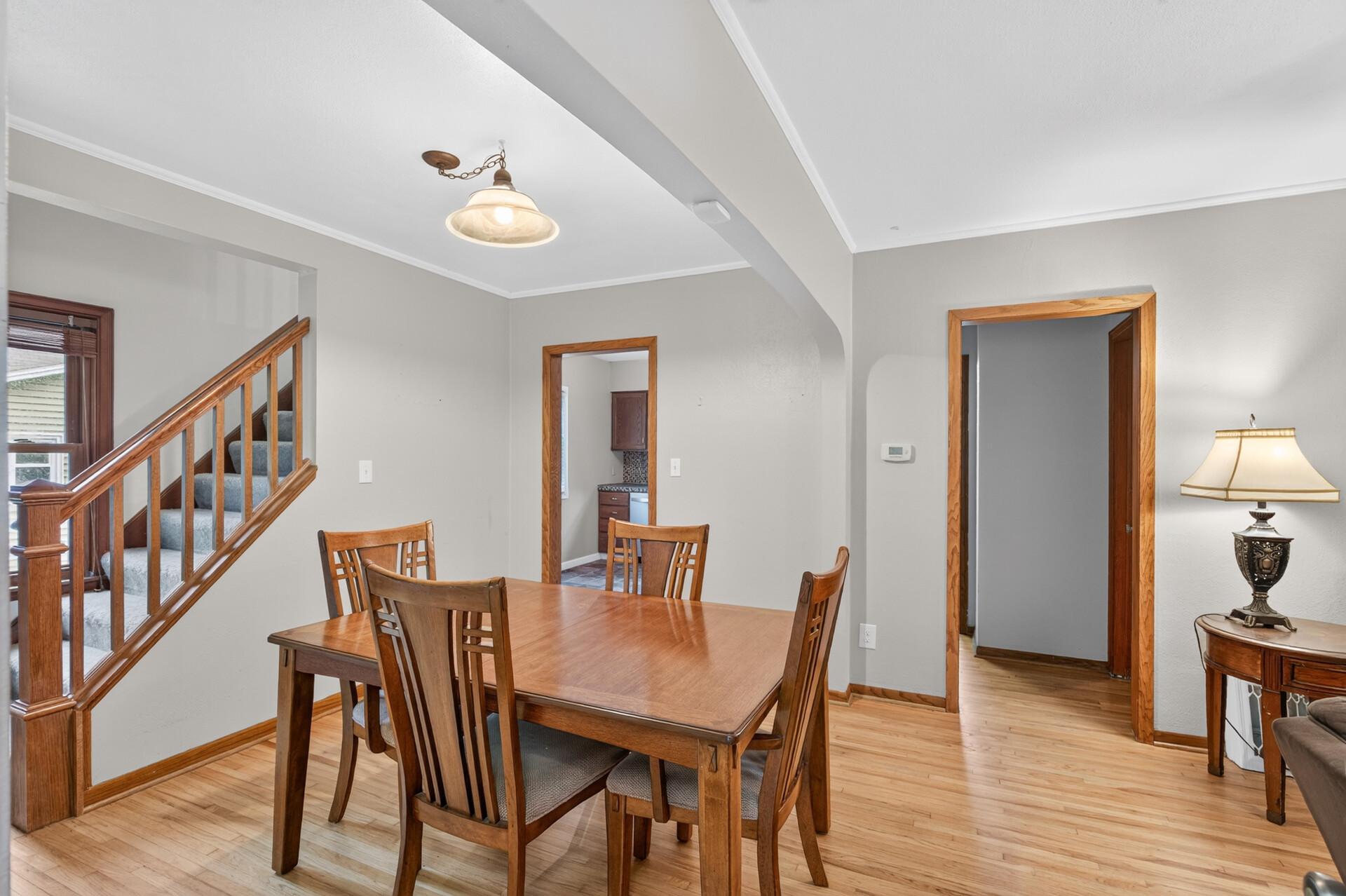 413 3rd Avenue E Property Photo 6