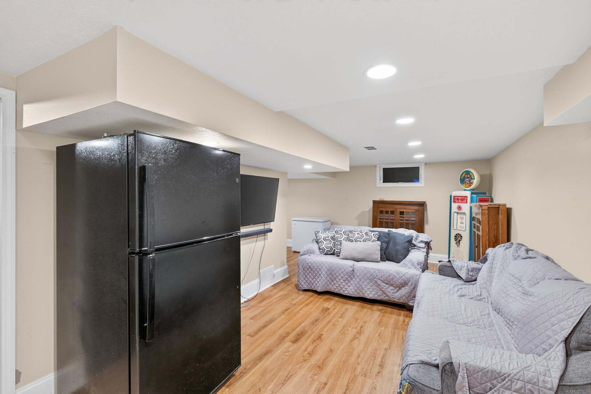 413 3rd Avenue E Property Photo 17