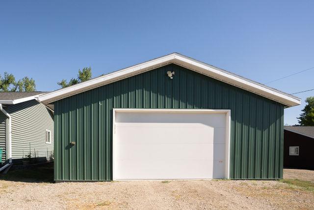 410 4th Avenue Property Photo 37