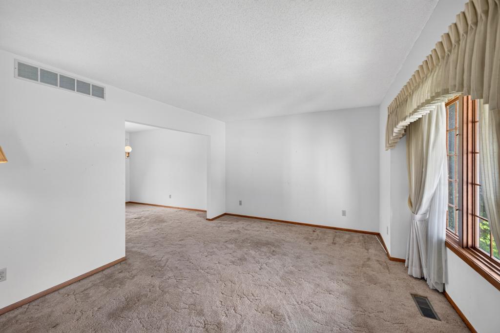 2466 Highview Lane Sw Property Photo 4